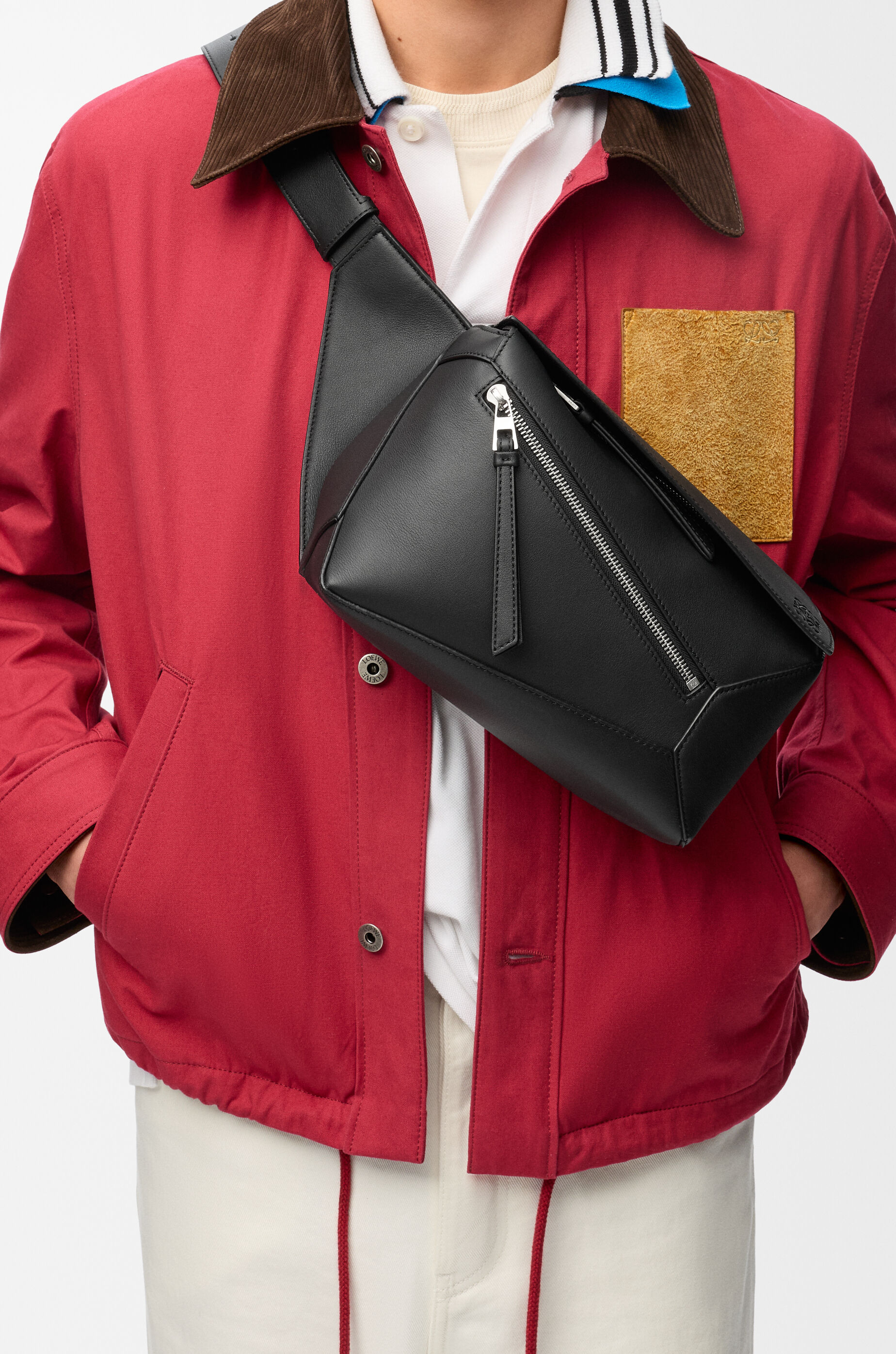 LOEWE Small Puzzle Edge bumbag in classic calfskin Black