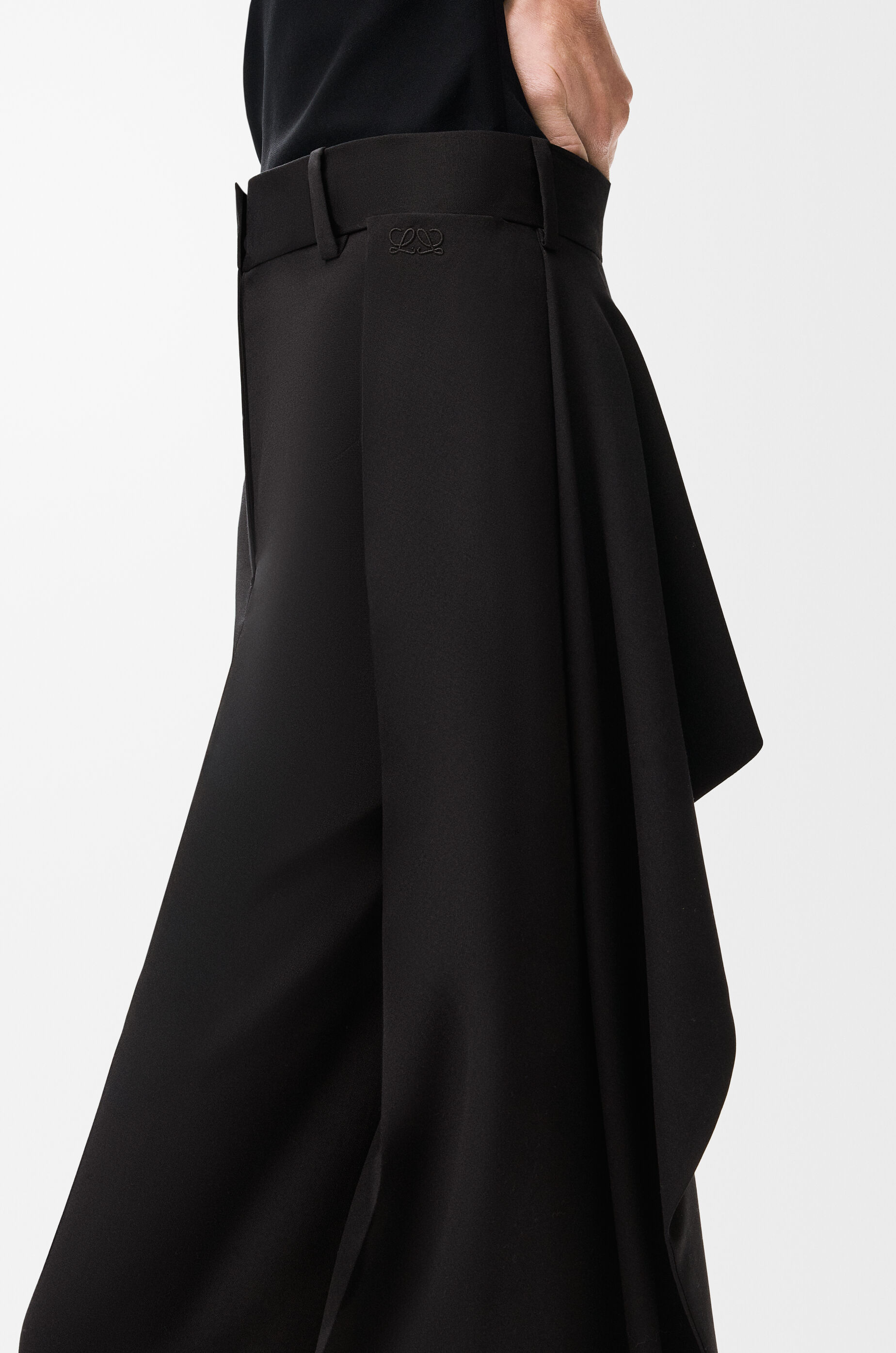 LOEWE Trousers in wool Black