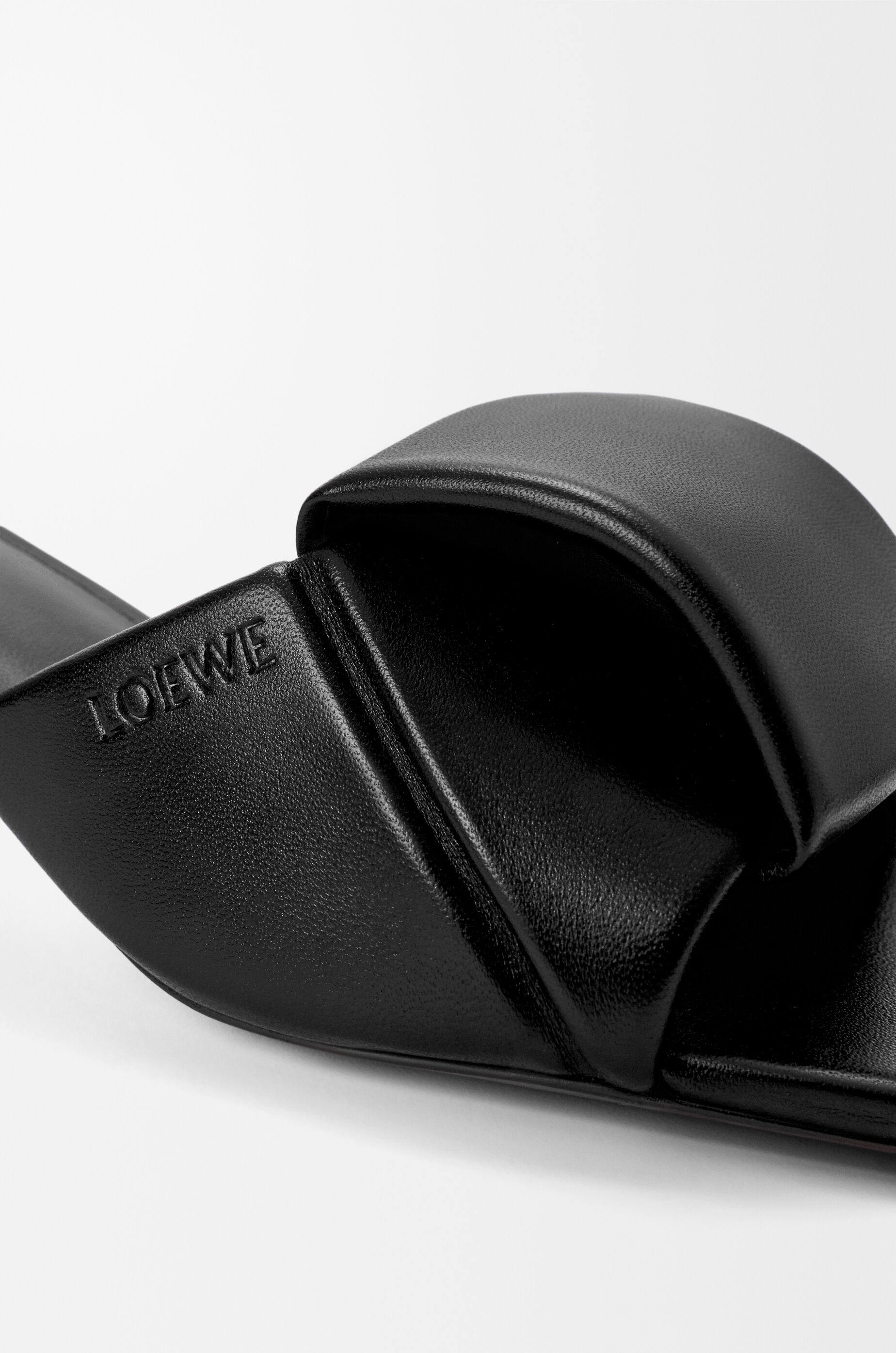 LOEWE Origami slide in lambskin Black