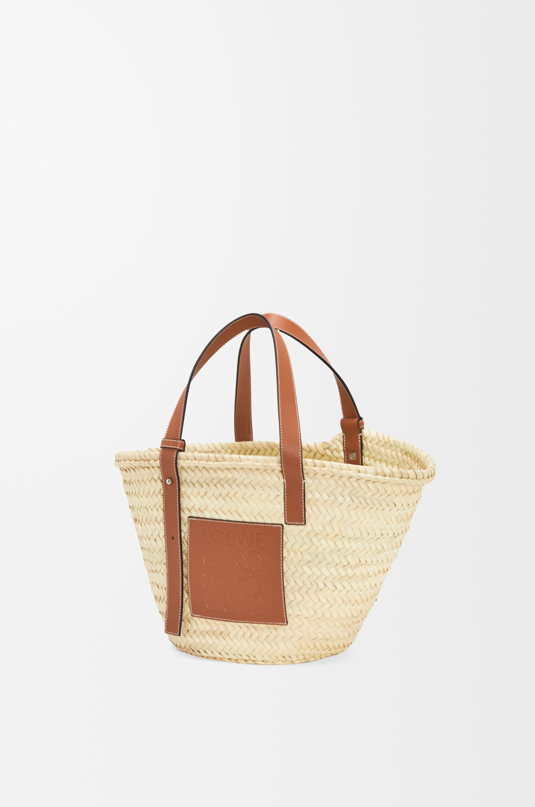 LOEWE Basket bag in palm leaf and calfskin Natural/Tan