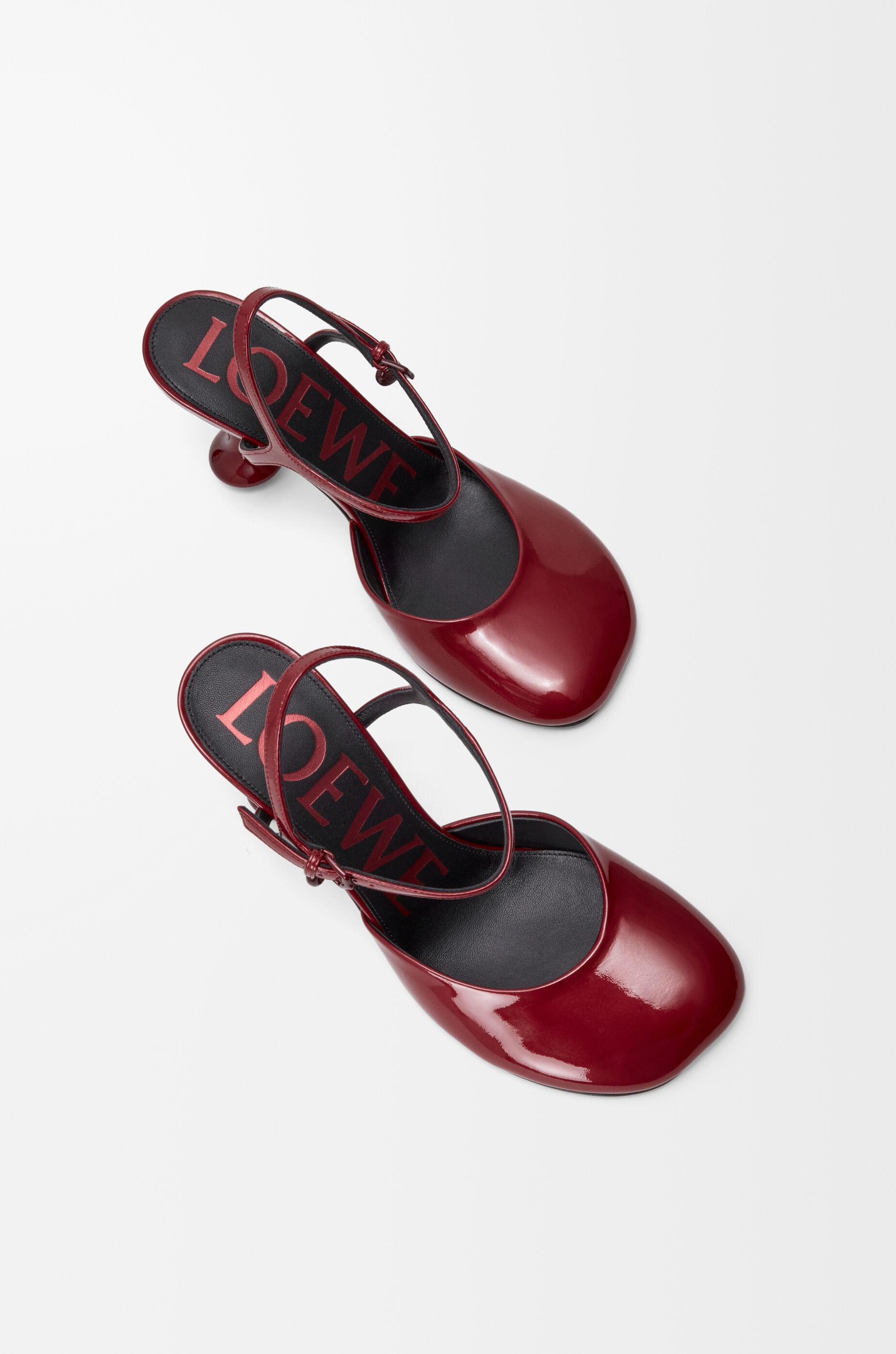 LOEWE Toy ankle strap pump in soft patent lambskin Dark Red