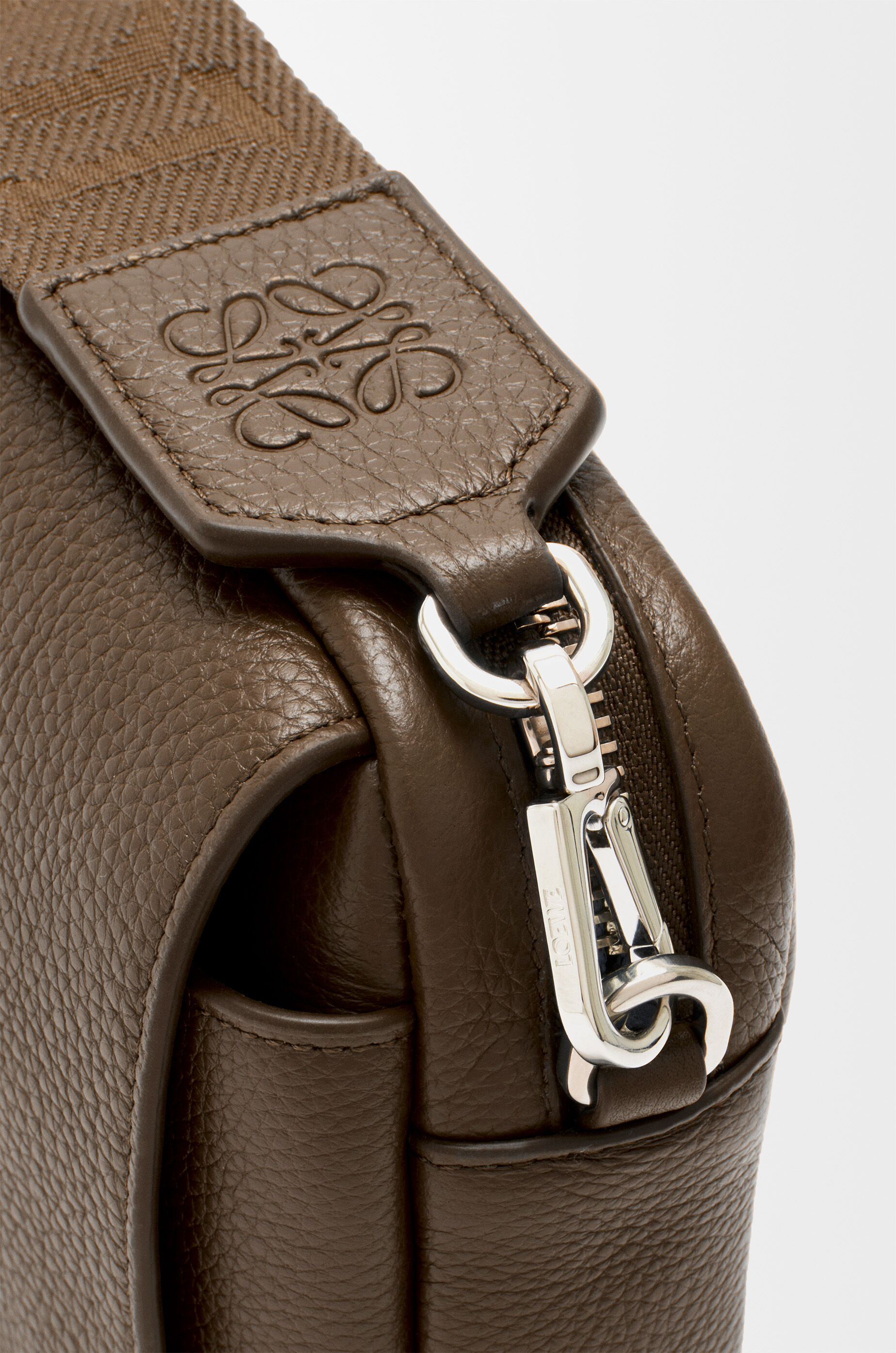 LOEWE Small Pebble messenger bag in supple grained calfskin Tundra