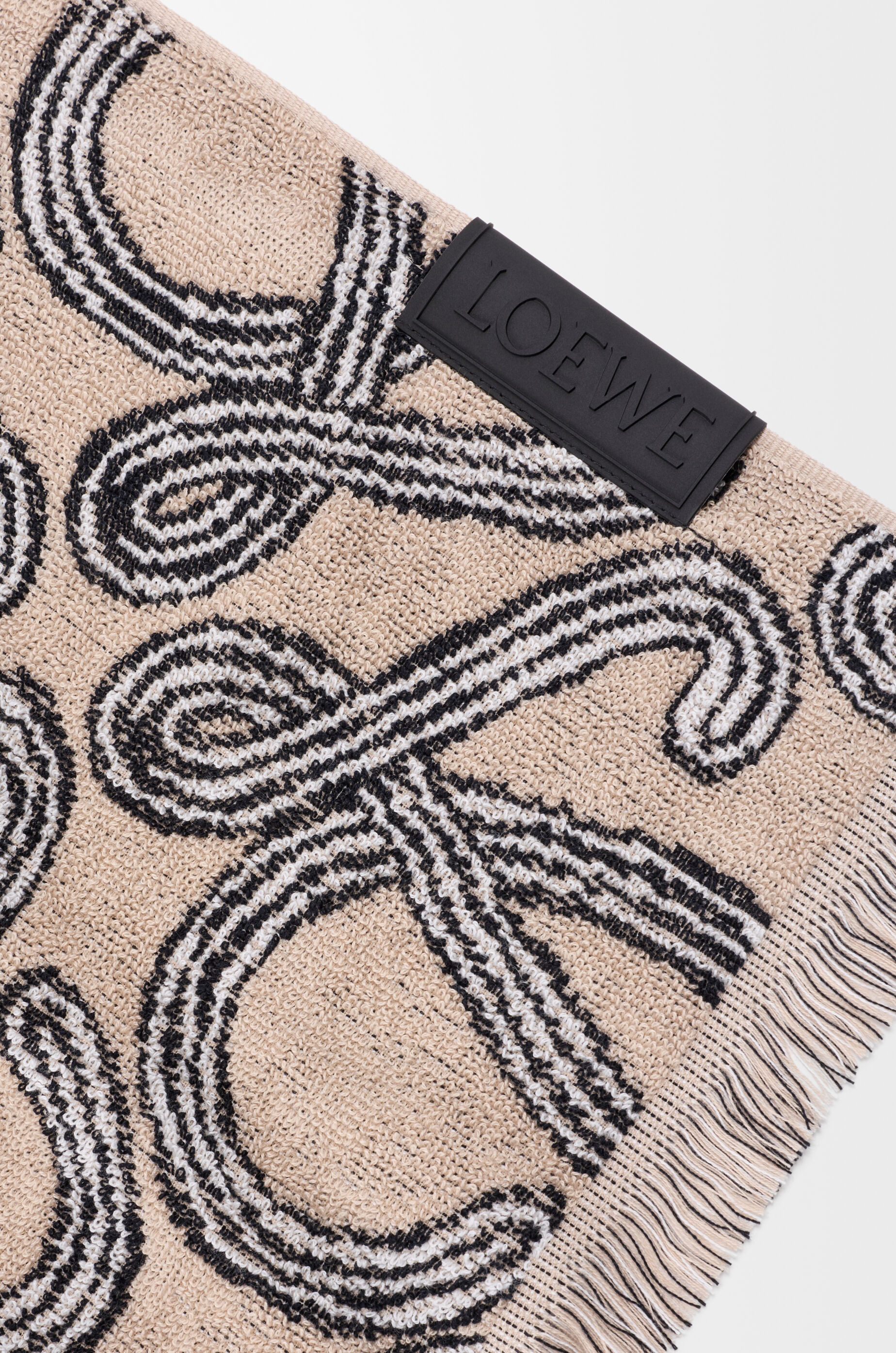 LOEWE Towel in cotton terry Beige/Black