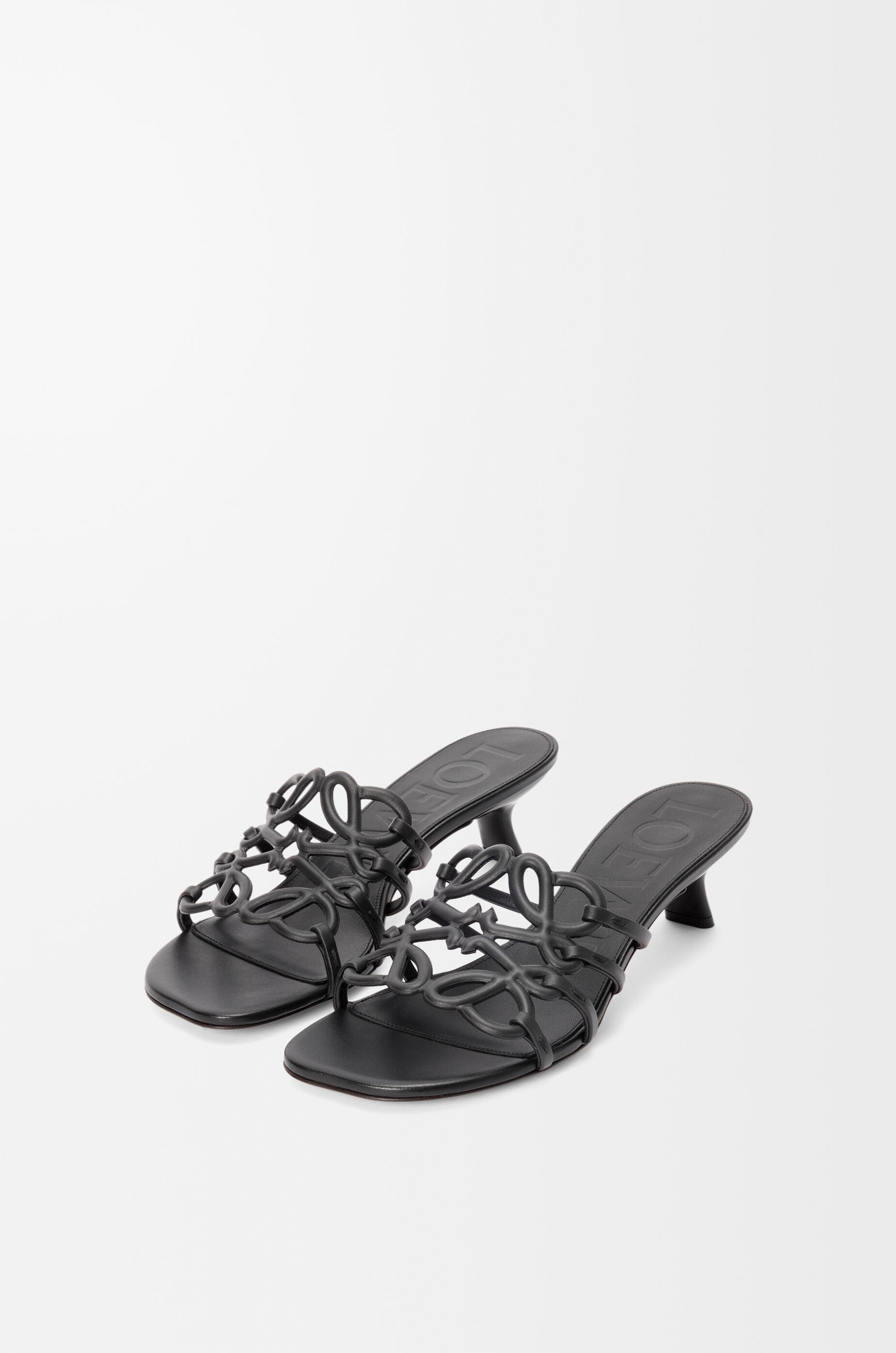 LOEWE Petal Anagram slide in soft calfskin Black