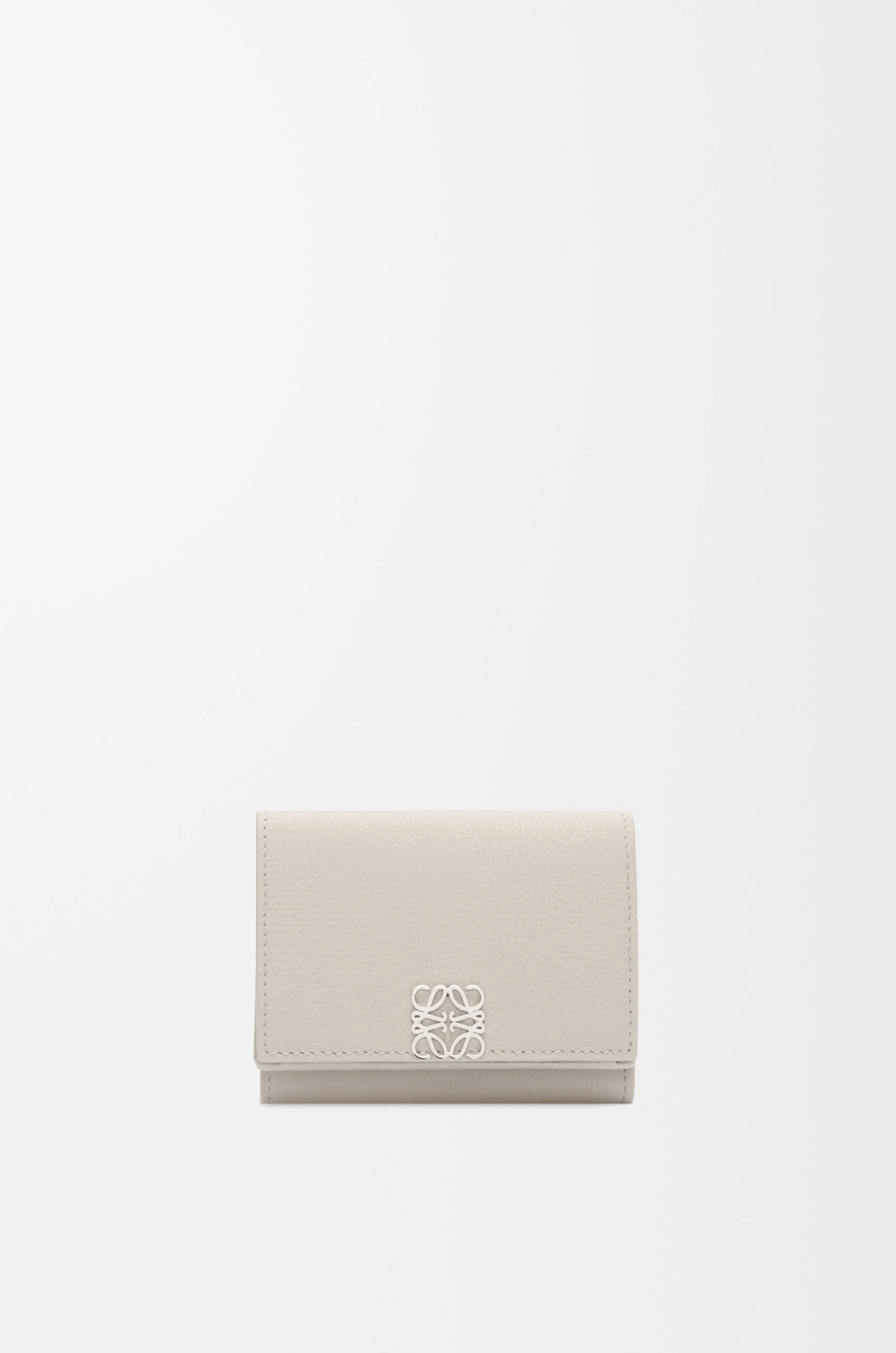 LOEWE Anagram trifold wallet in pebble grained calfskin Light Ghost