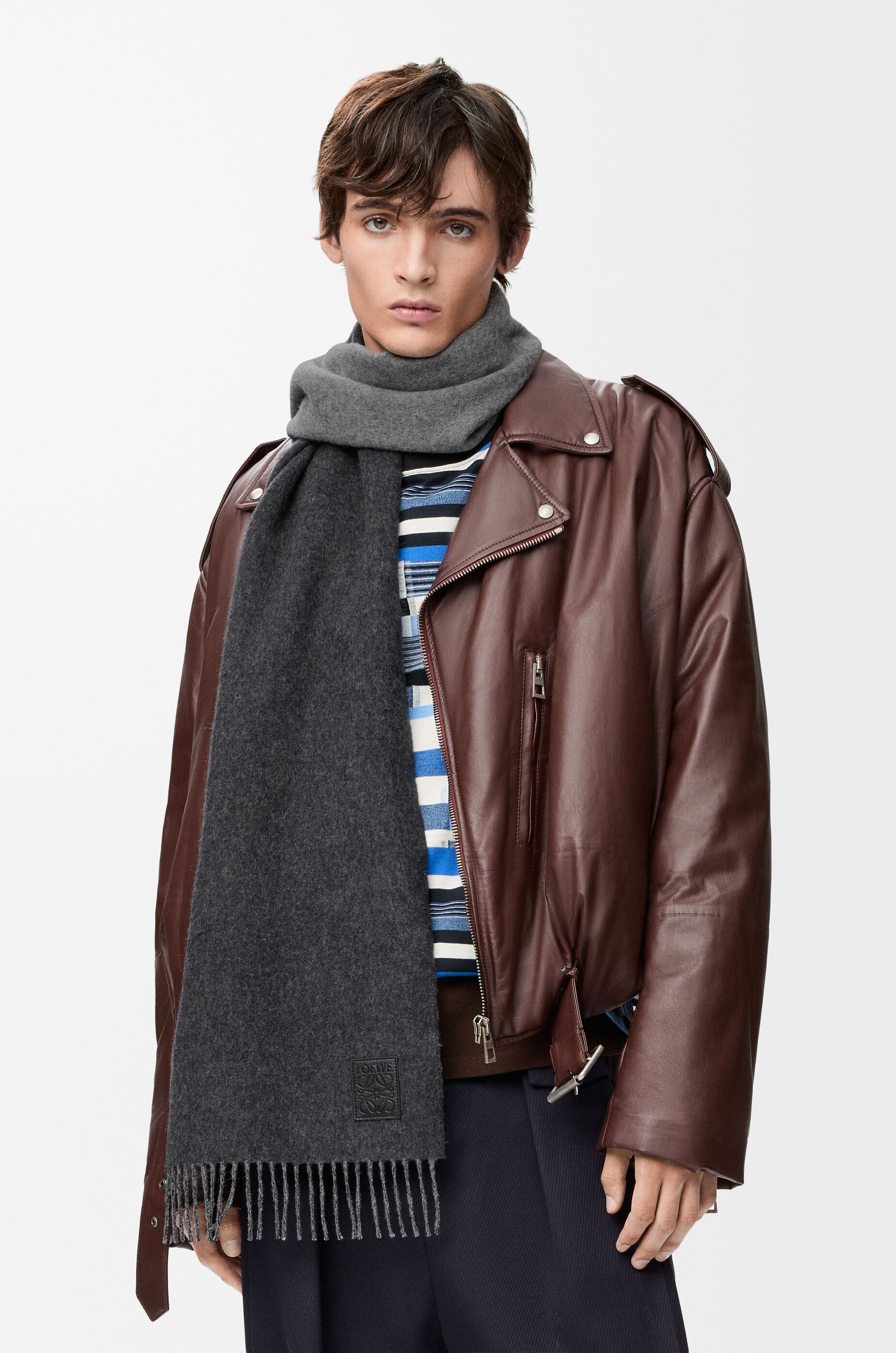 LOEWE Scarf in wool and cashmere Black/Grey