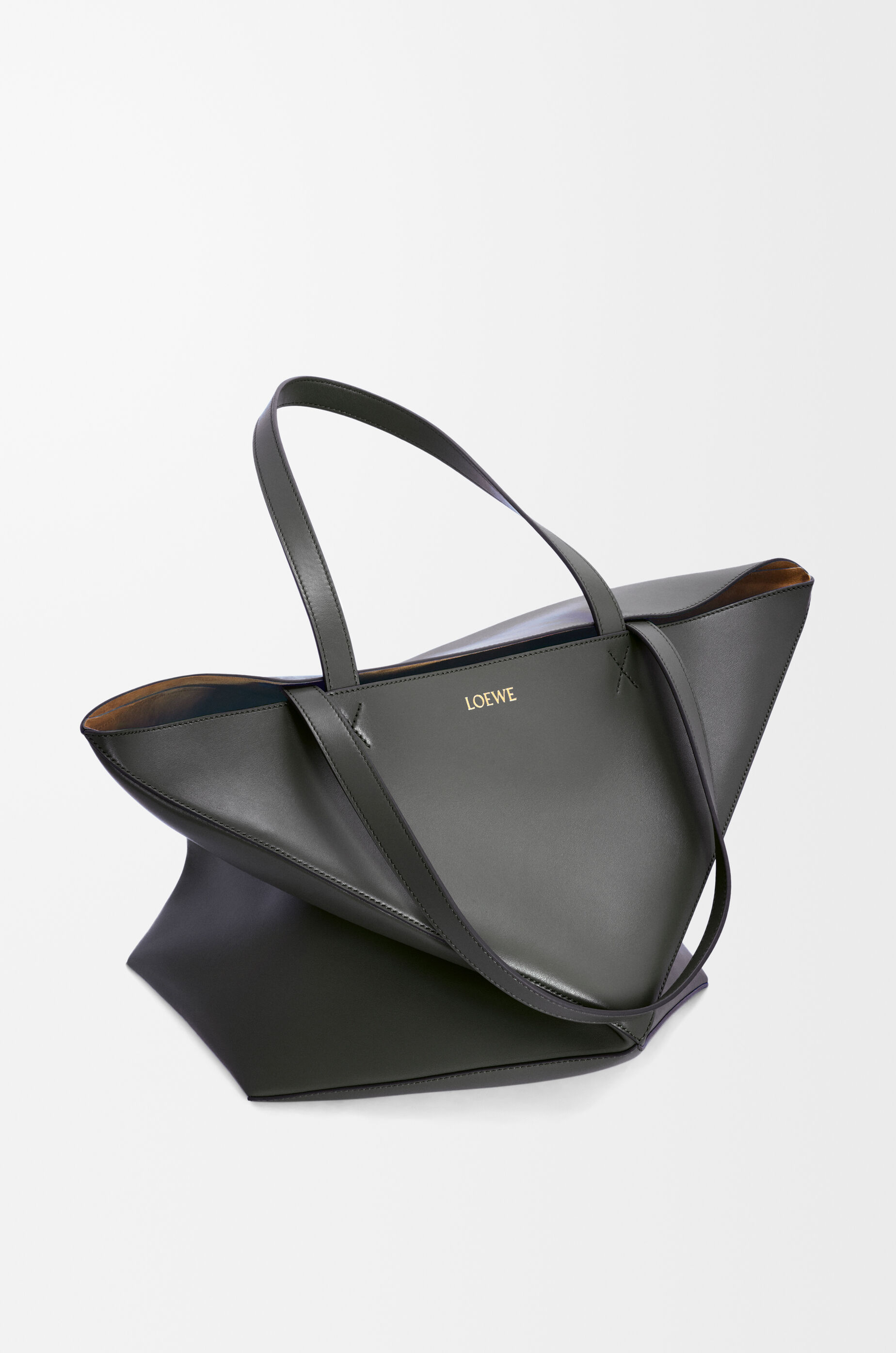LOEWE XL Puzzle Fold tote in shiny calfskin Black