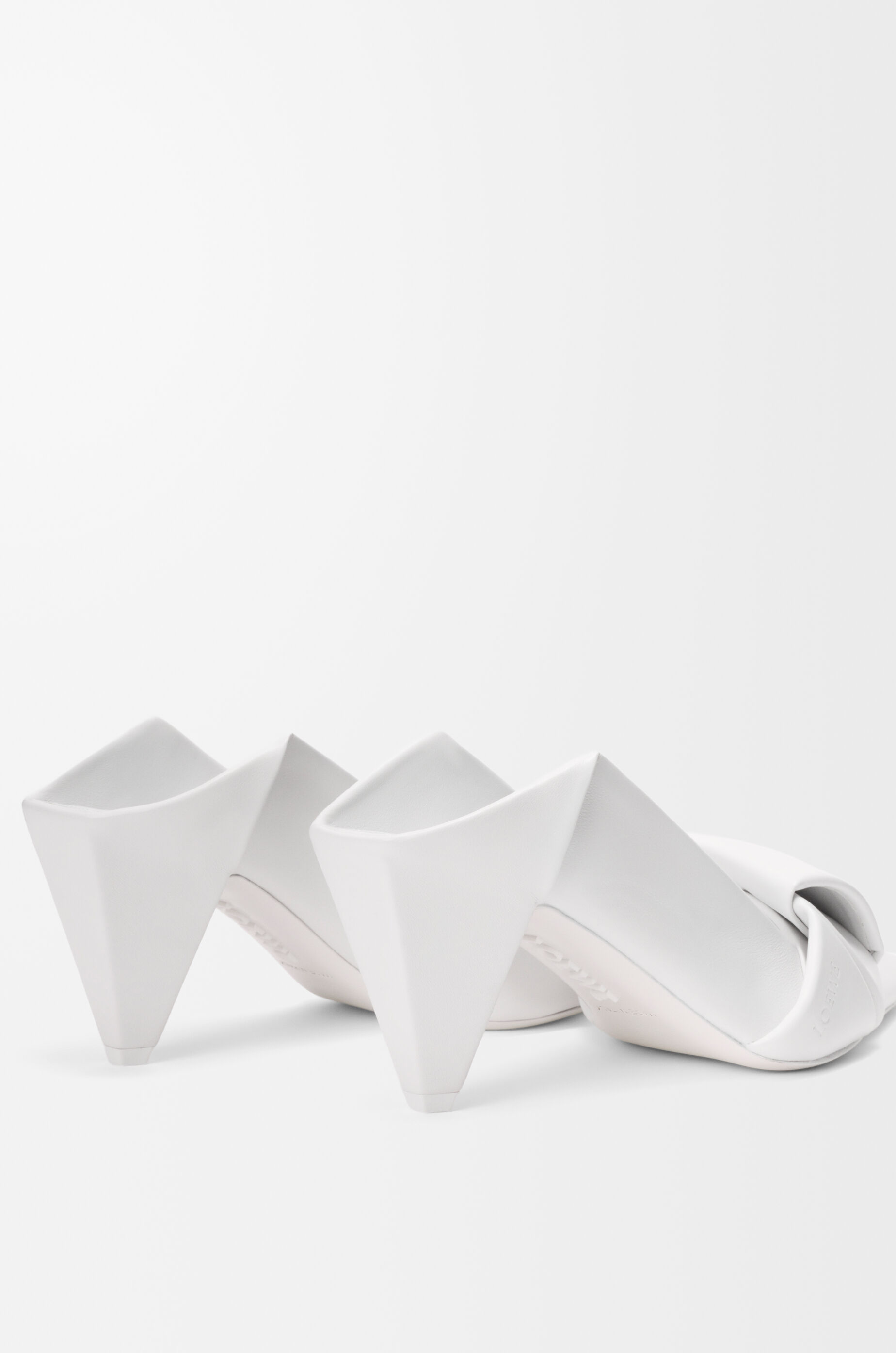 LOEWE Origami flap back pump in lambskin Optic White