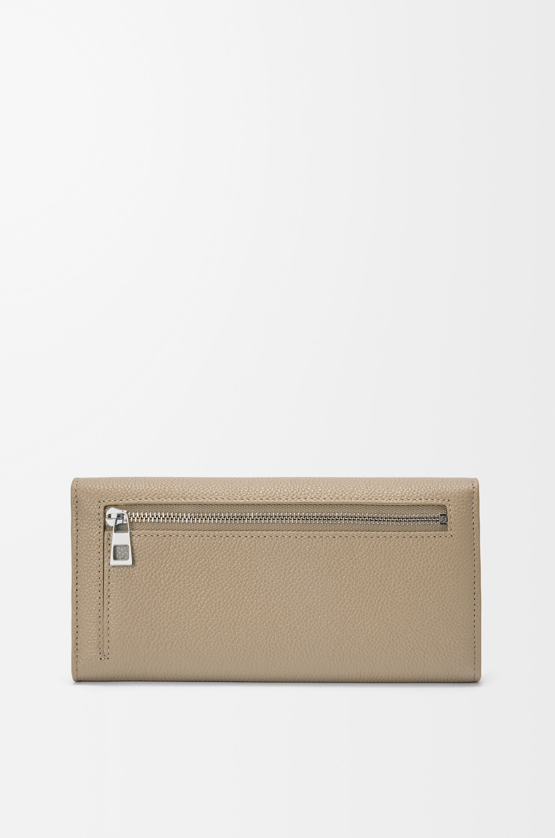 LOEWE Pebble continental wallet in pebble grained calfskin Clay