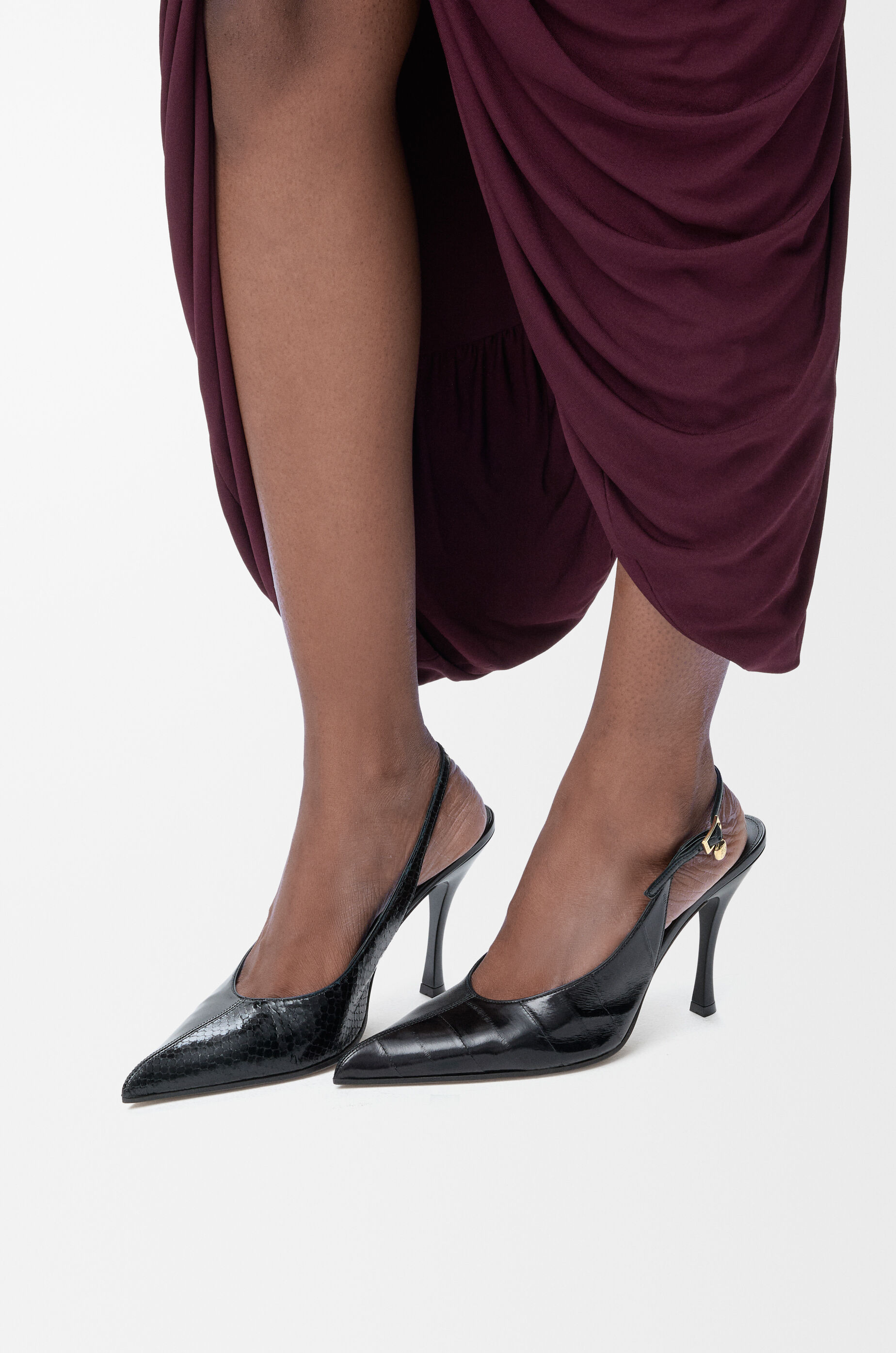 LOEWE New Comic slingback pump in mixed leather Black