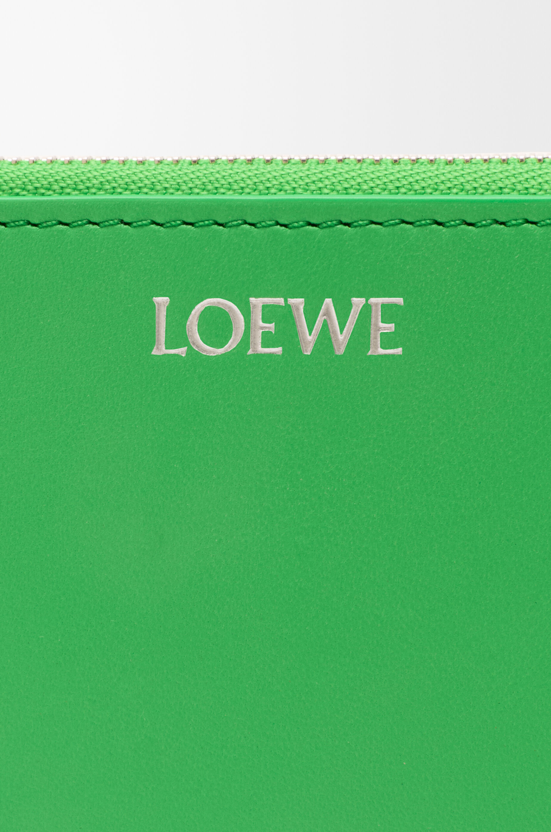 LOEWE Knot coin cardholder in shiny nappa calfskin Clover Green / Deep Navy