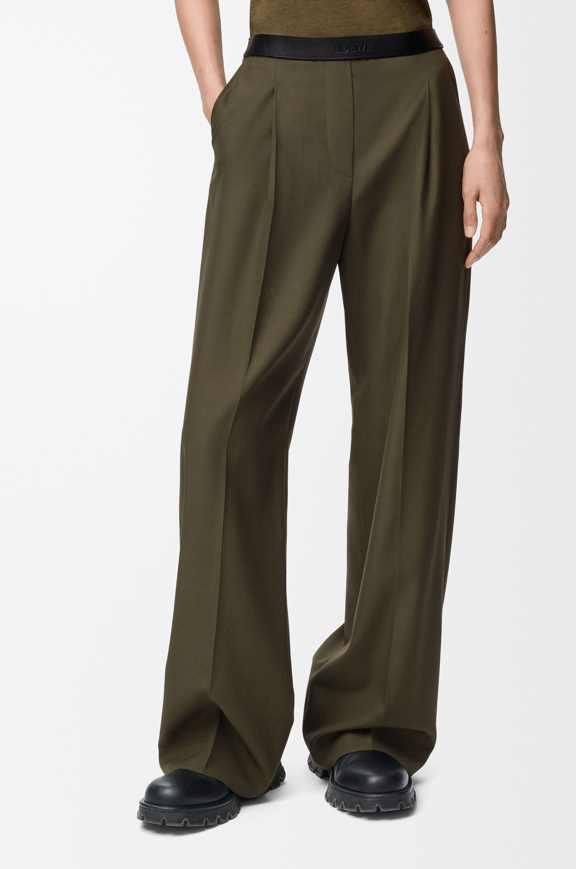 LOEWE Trousers in wool Khaki Green