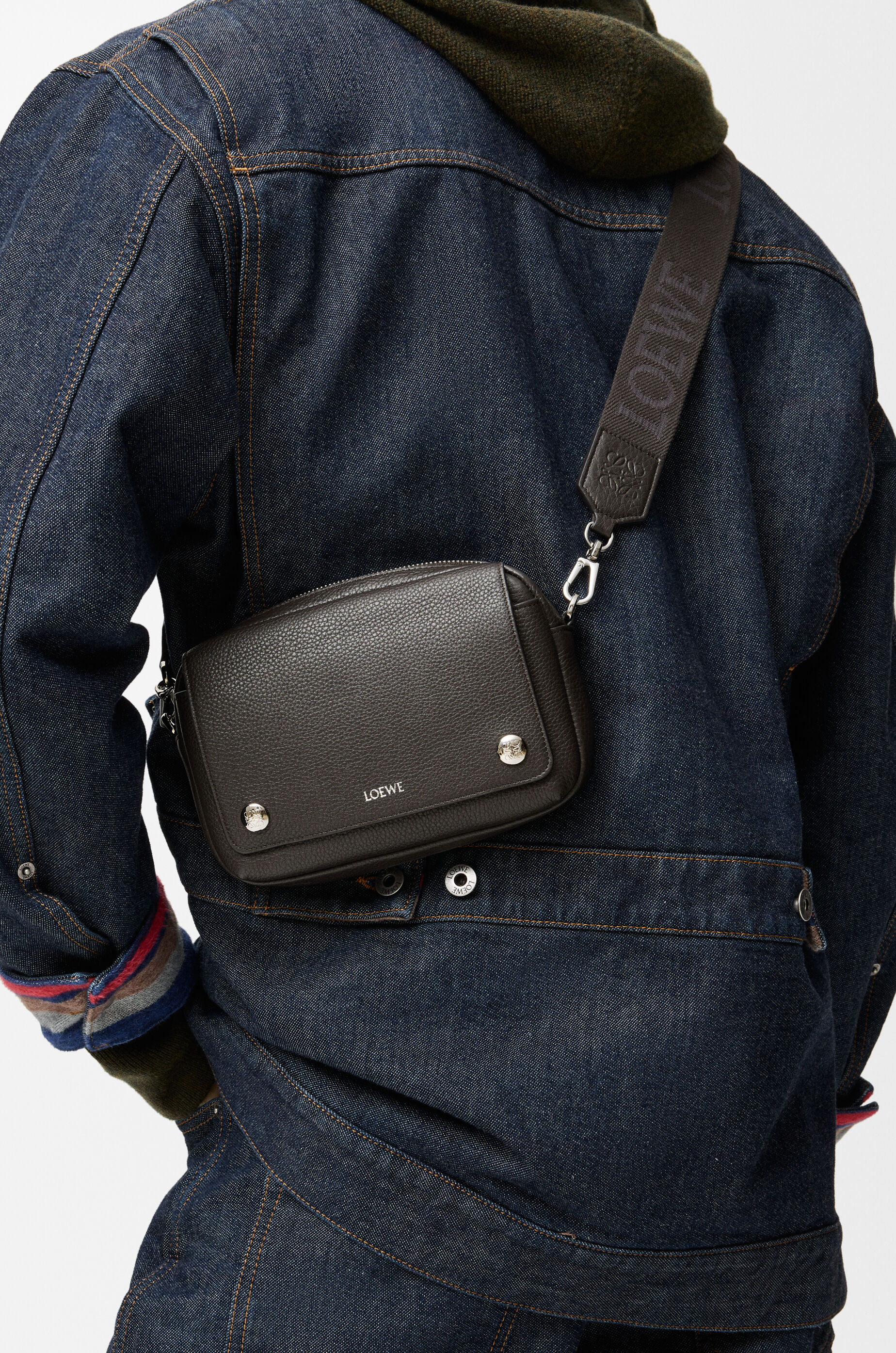 LOEWE Small Pebble messenger bag in supple grained calfskin Dark Grey