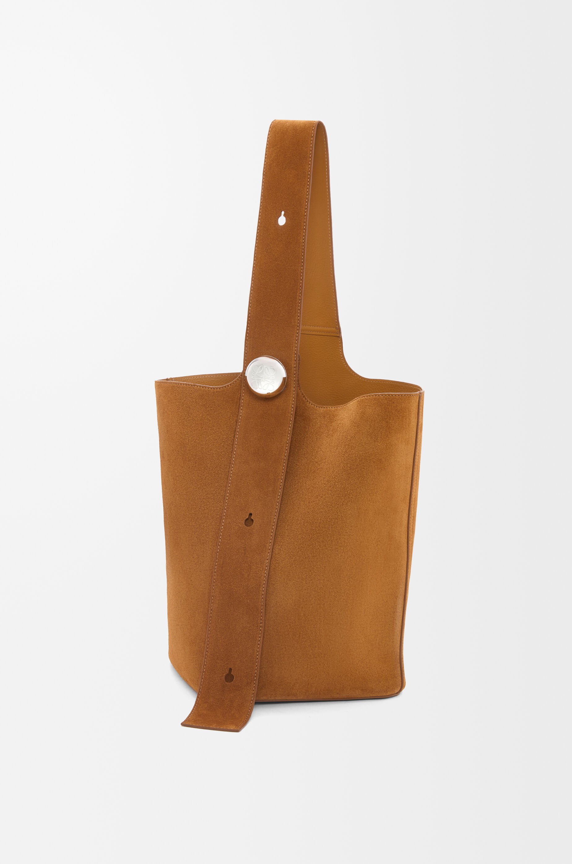 LOEWE Large Pebble bucket bag in suede calfskin Tobacco