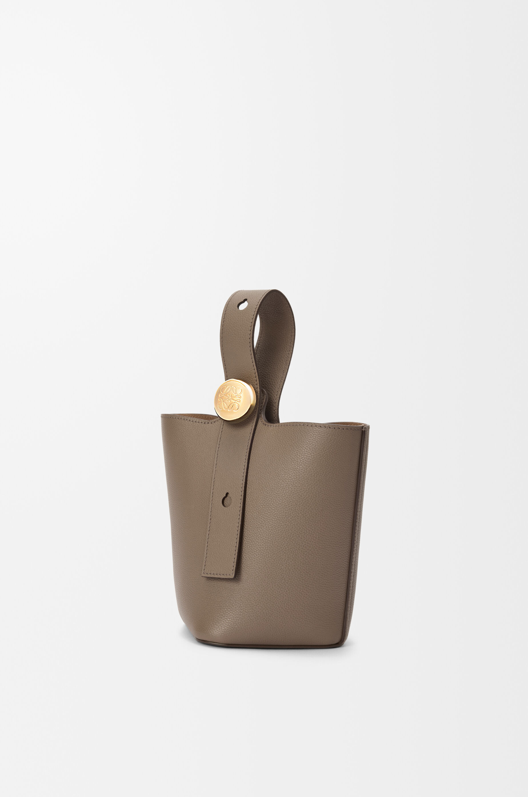 LOEWE Mini Pebble bucket in soft grained calfskin Taupe