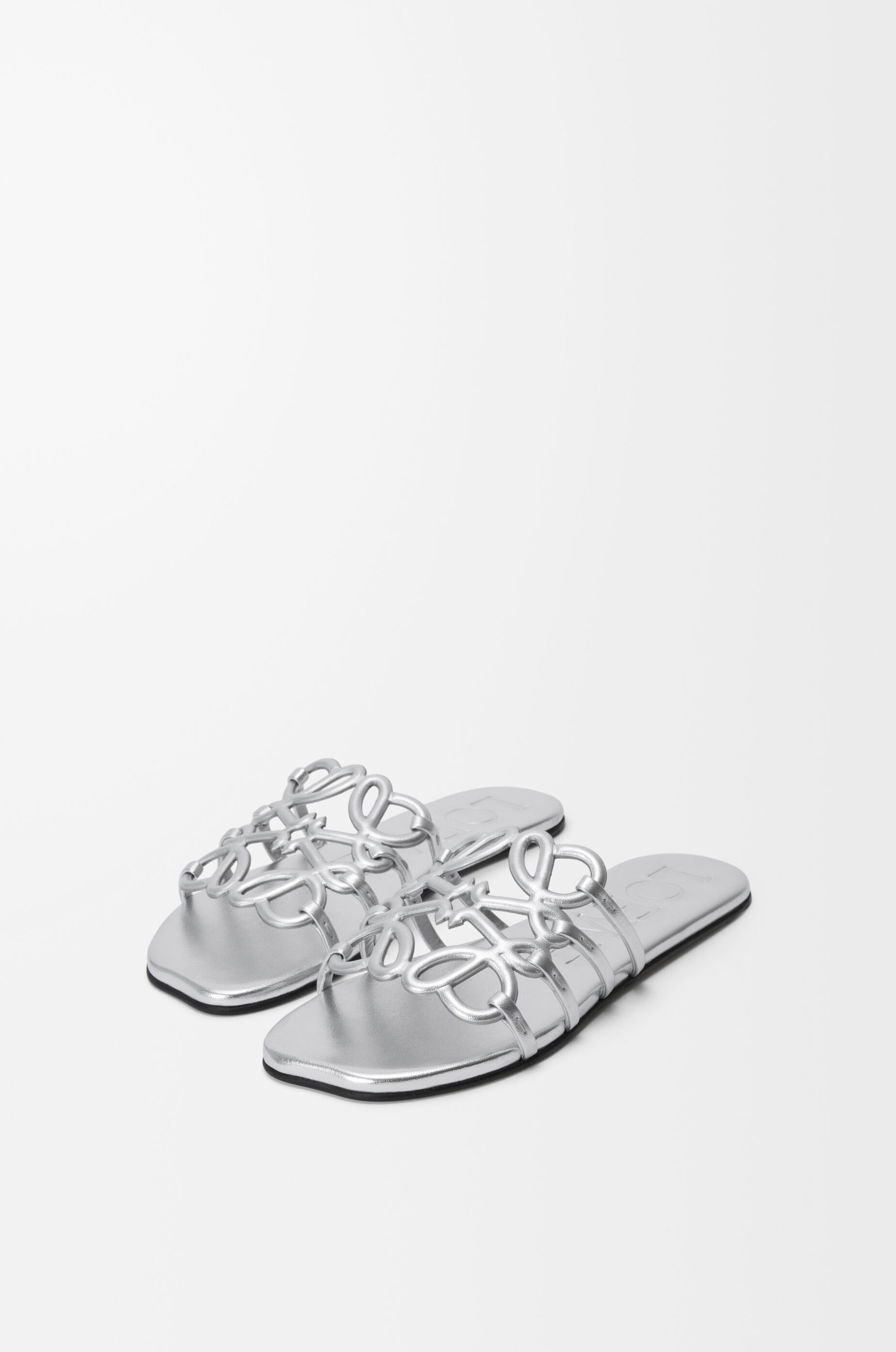 LOEWE Petal Anagram slide in laminated lambskin Silver