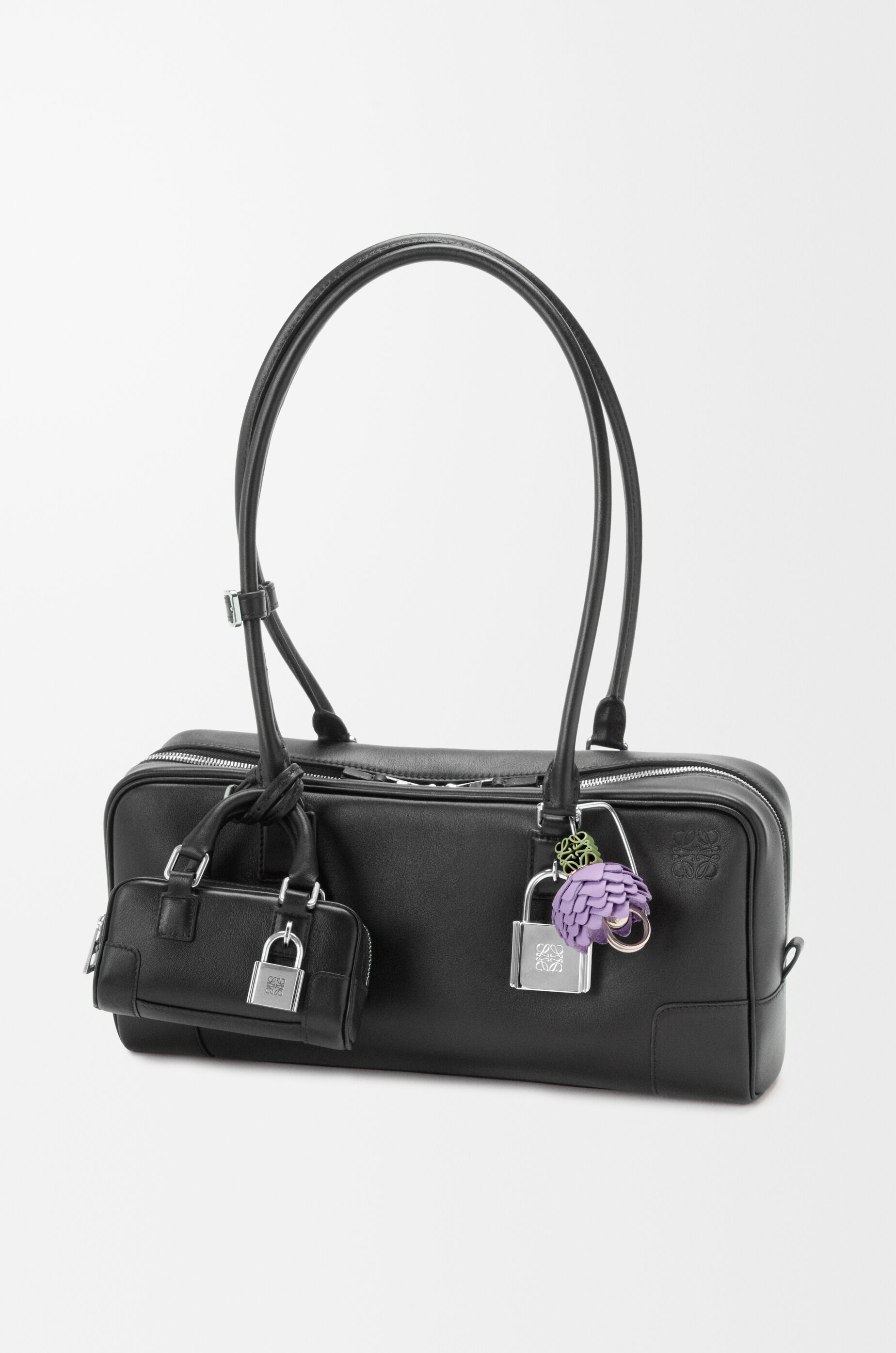 LOEWE Anagram Bombé dice Light Pear