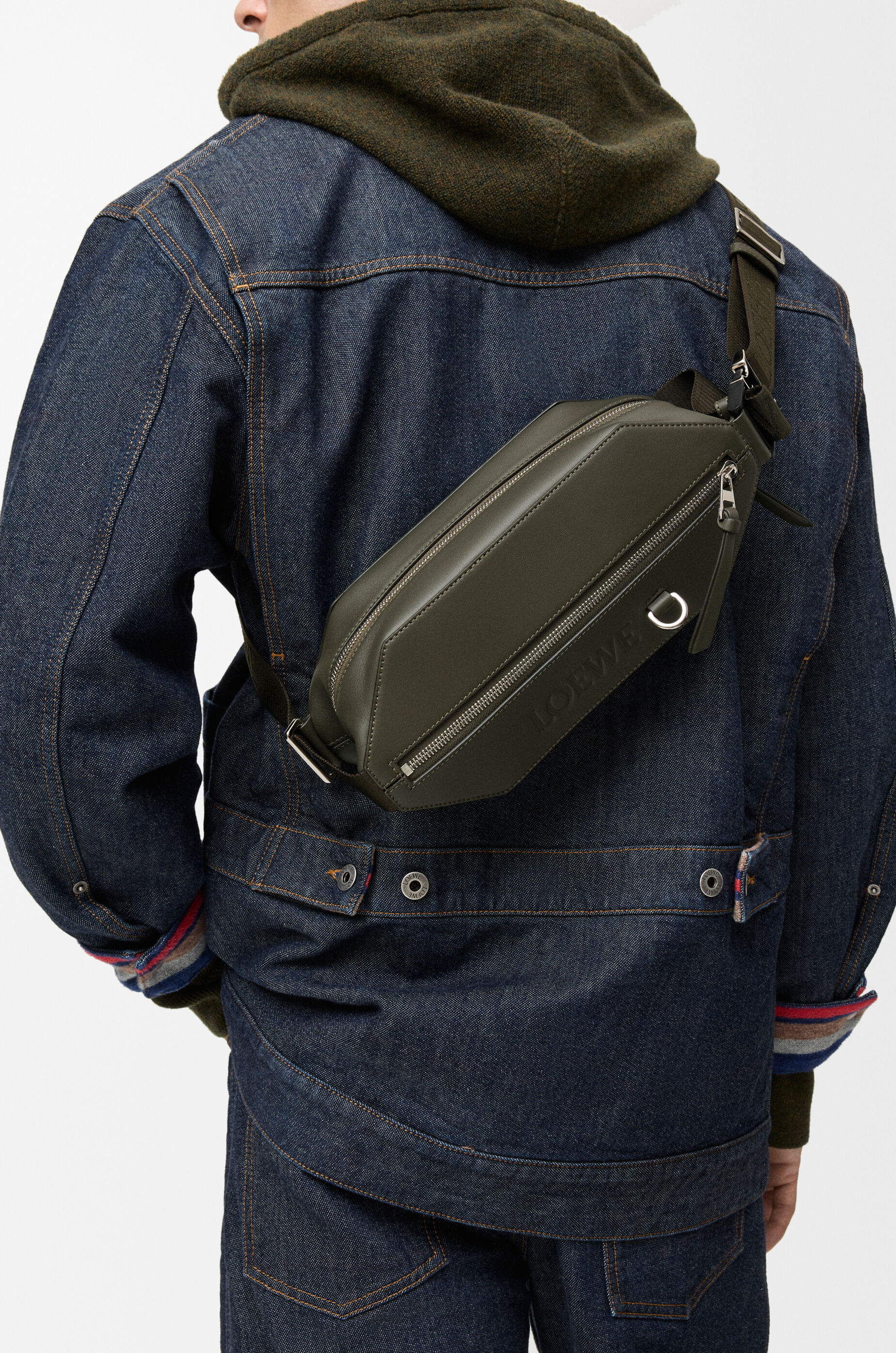 LOEWE Convertible sling in classic calfskin Dark Khaki