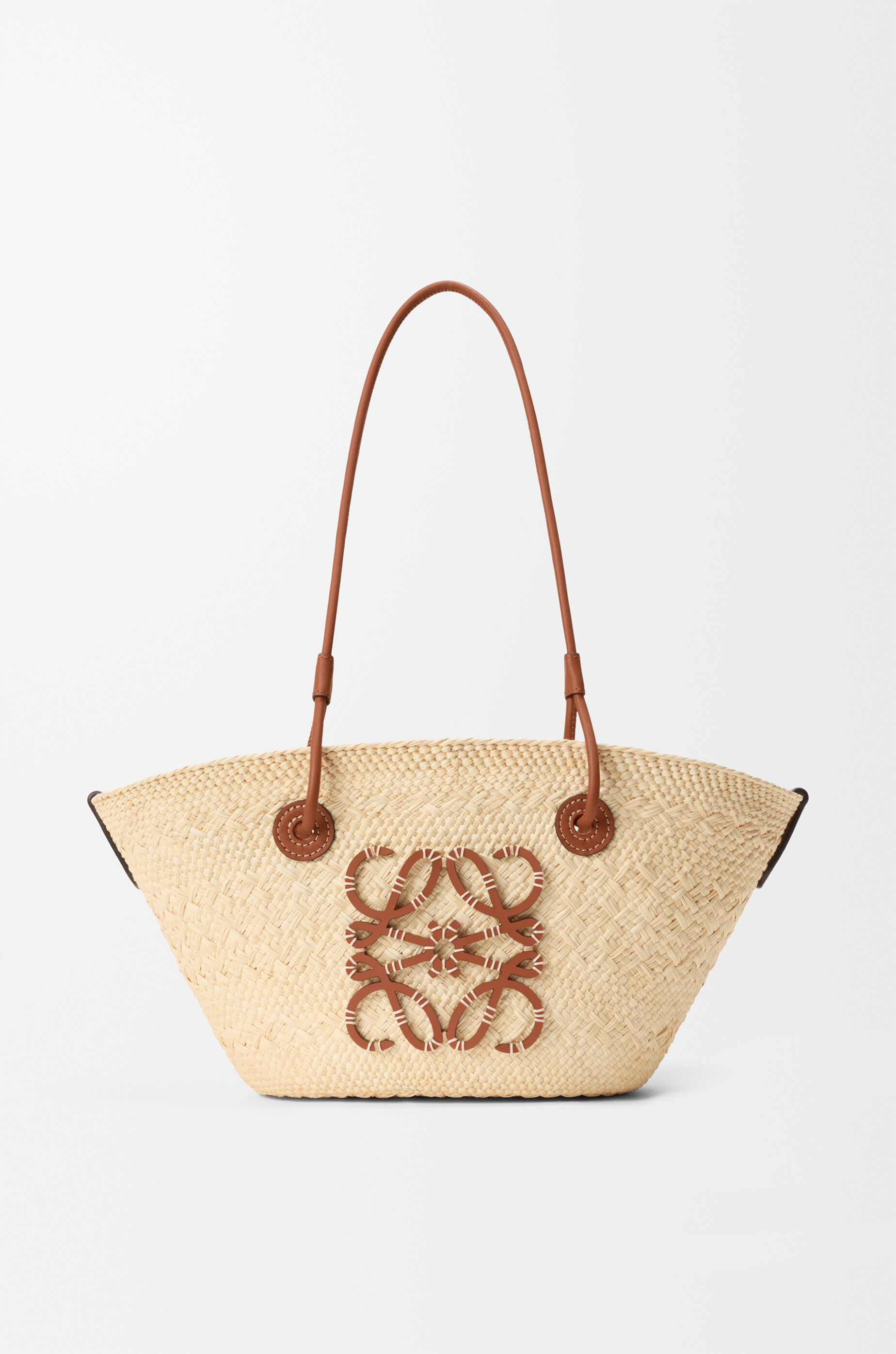 LOEWE Small Anagram basket bag in iraca palm and calfskin Natural/Tan