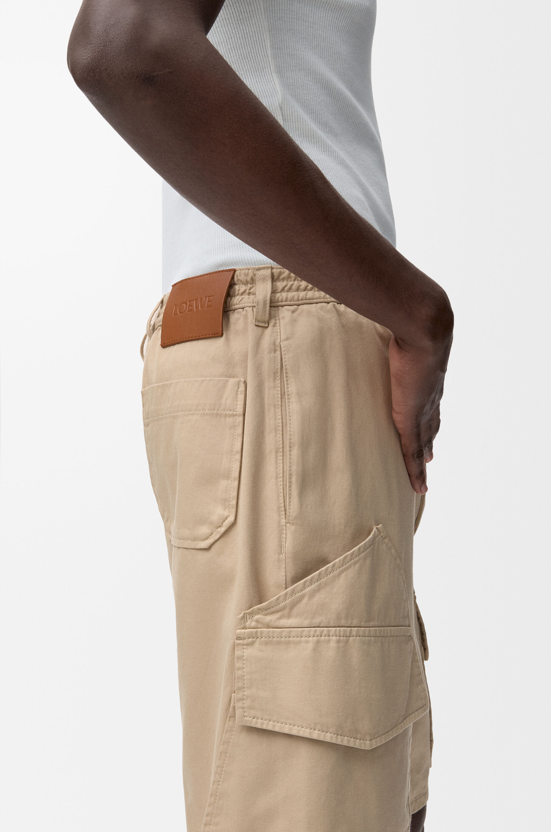 LOEWE Cargo shorts in cotton Sand