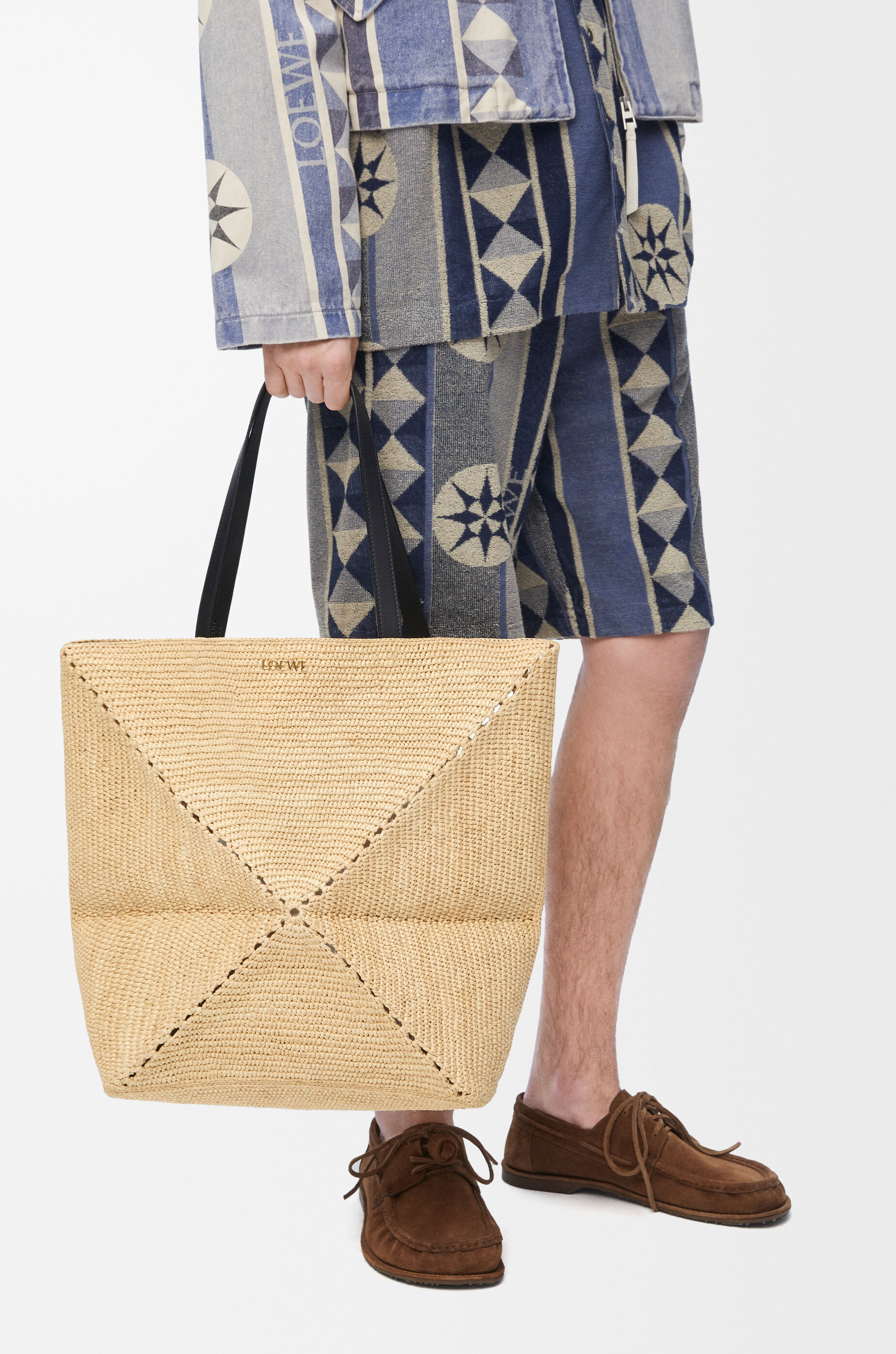 LOEWE XL Puzzle Fold tote in raffia Natural/Black