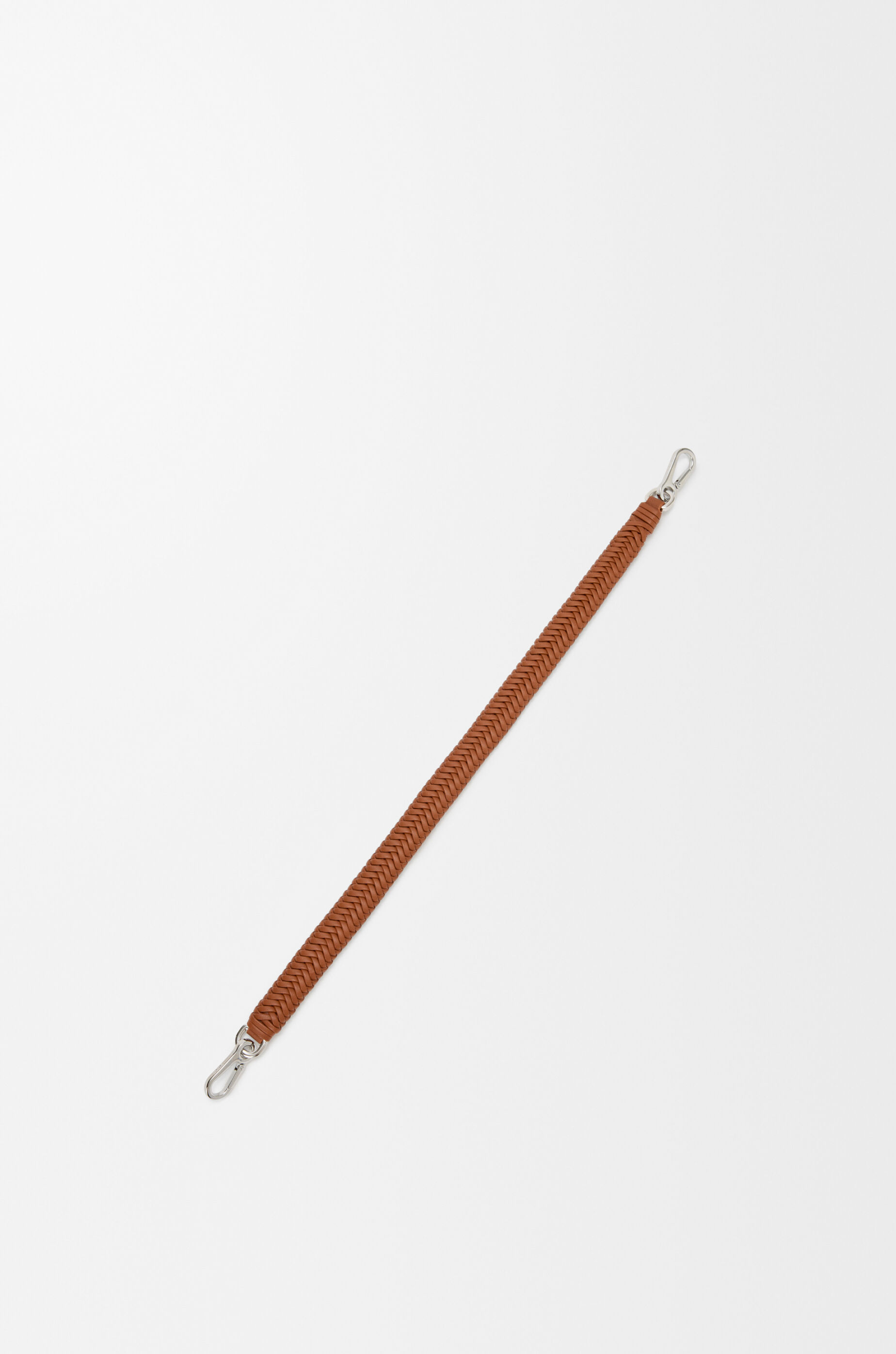 LOEWE Arrow short strap in classic calfskin Squirrel