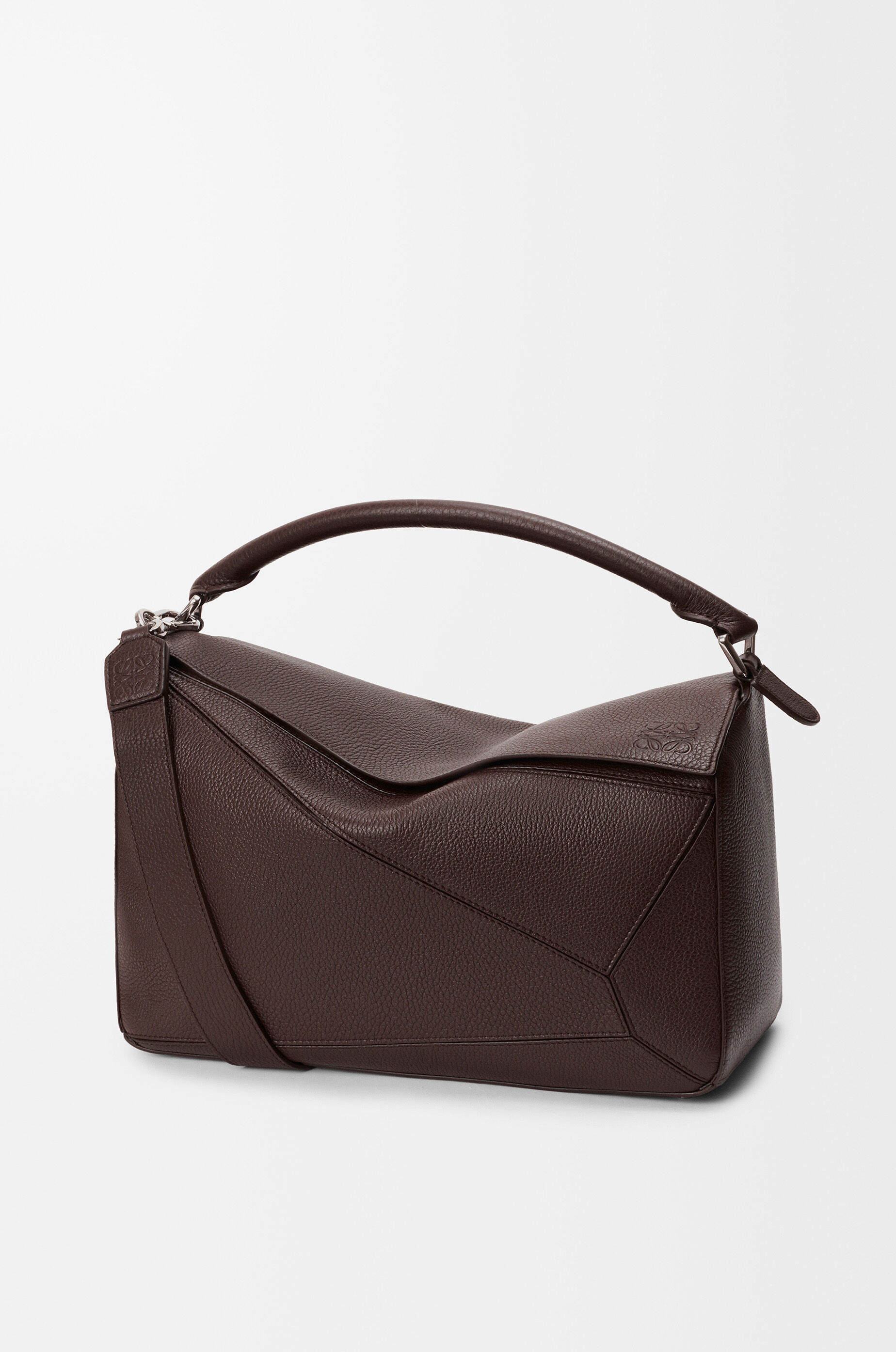 LOEWE Large Puzzle bag in supple grained calfskin Chocolate