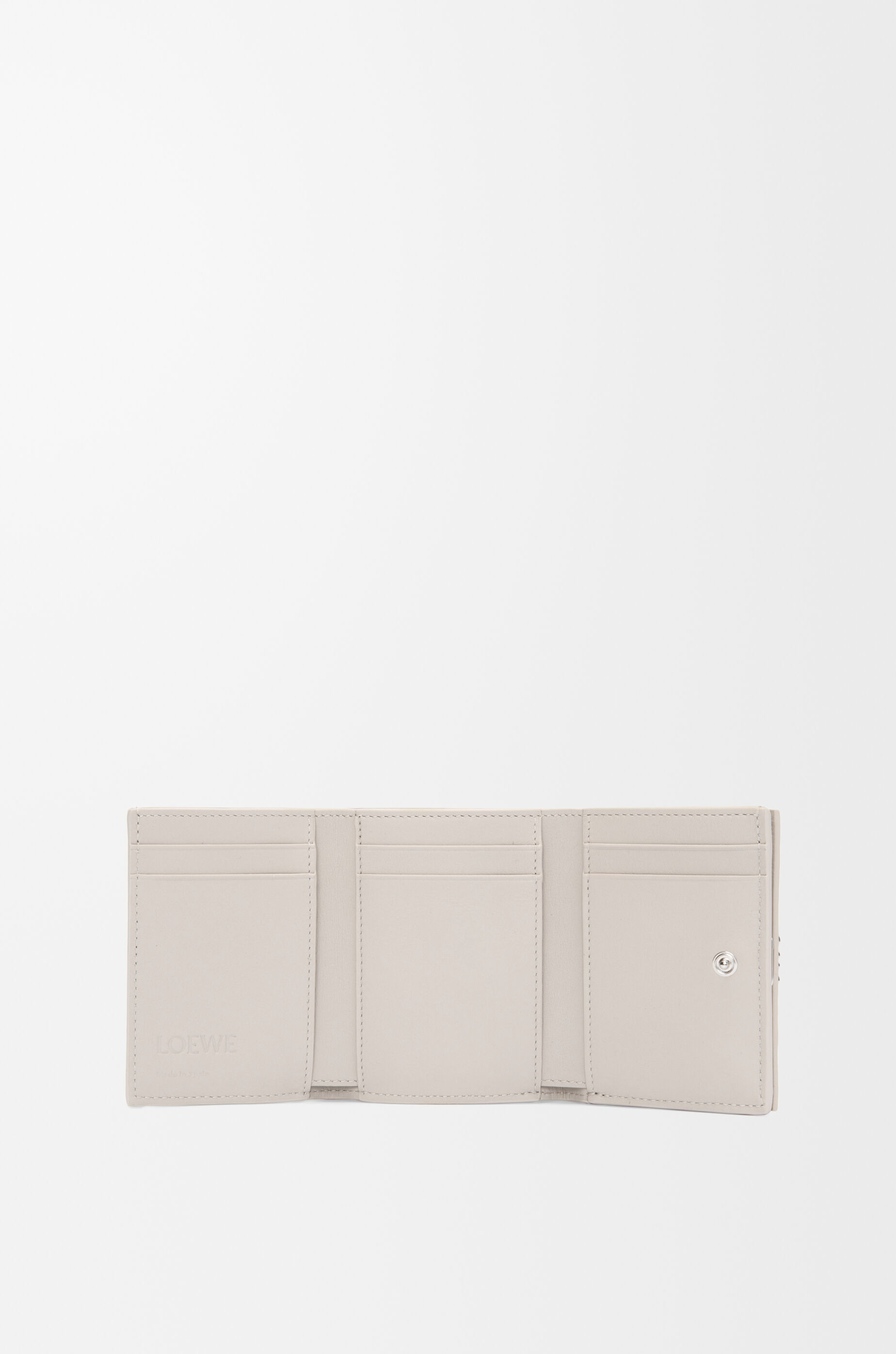 LOEWE Anagram trifold wallet in pebble grained calfskin Light Ghost