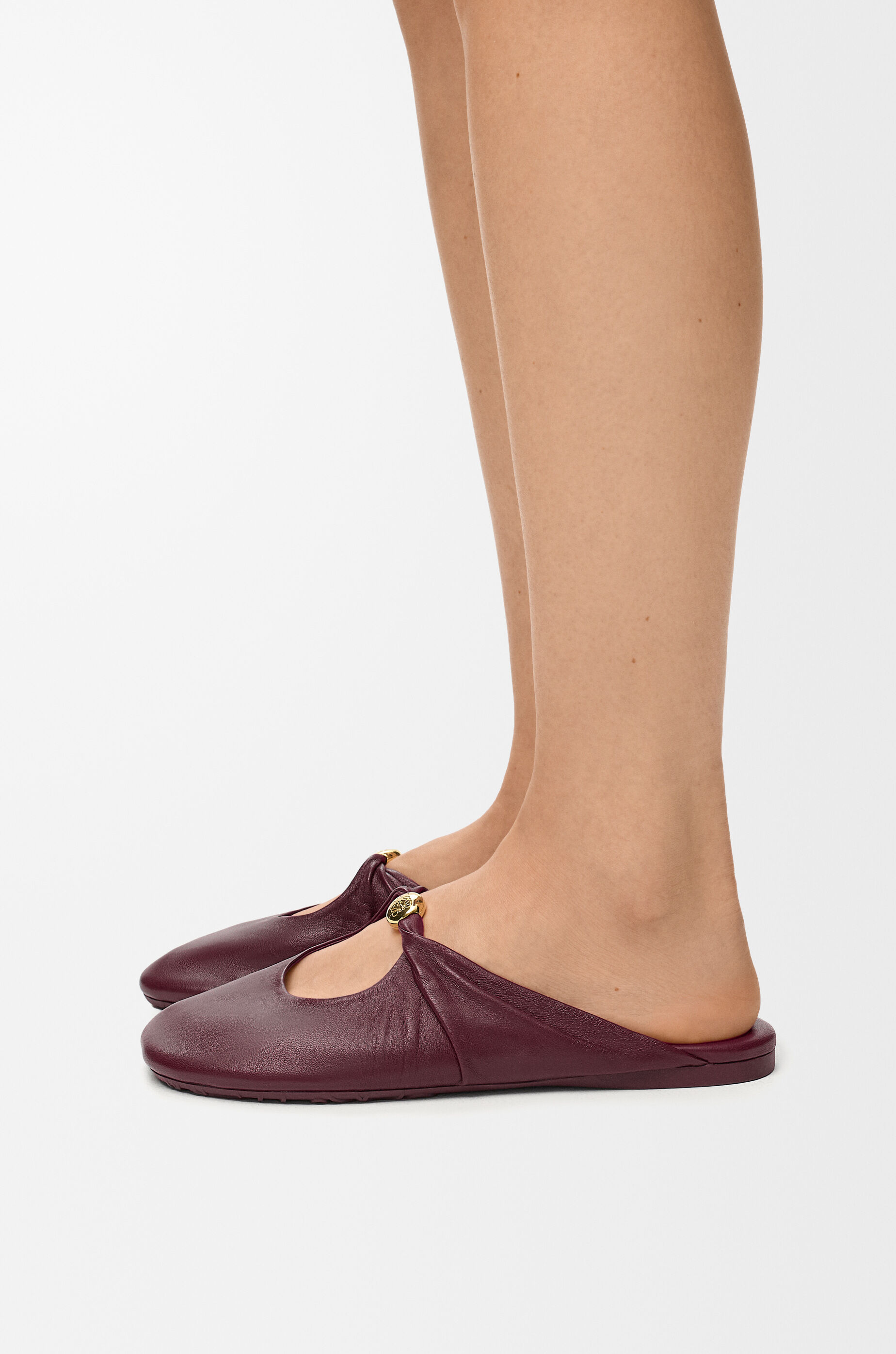 LOEWE Pebble Soft mule in nappa lambskin Dark Burgundy
