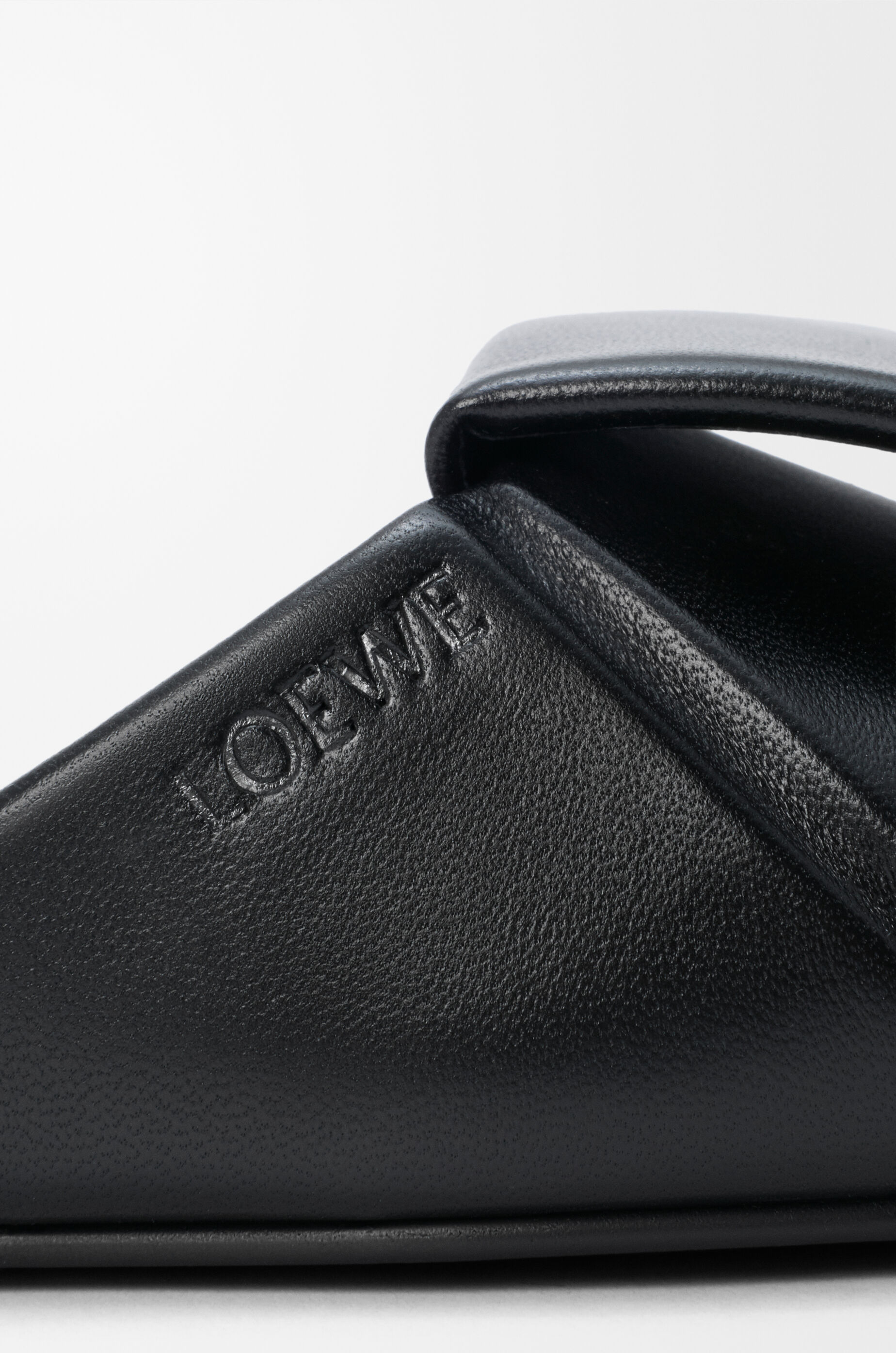 LOEWE Origami slide in lambskin Black