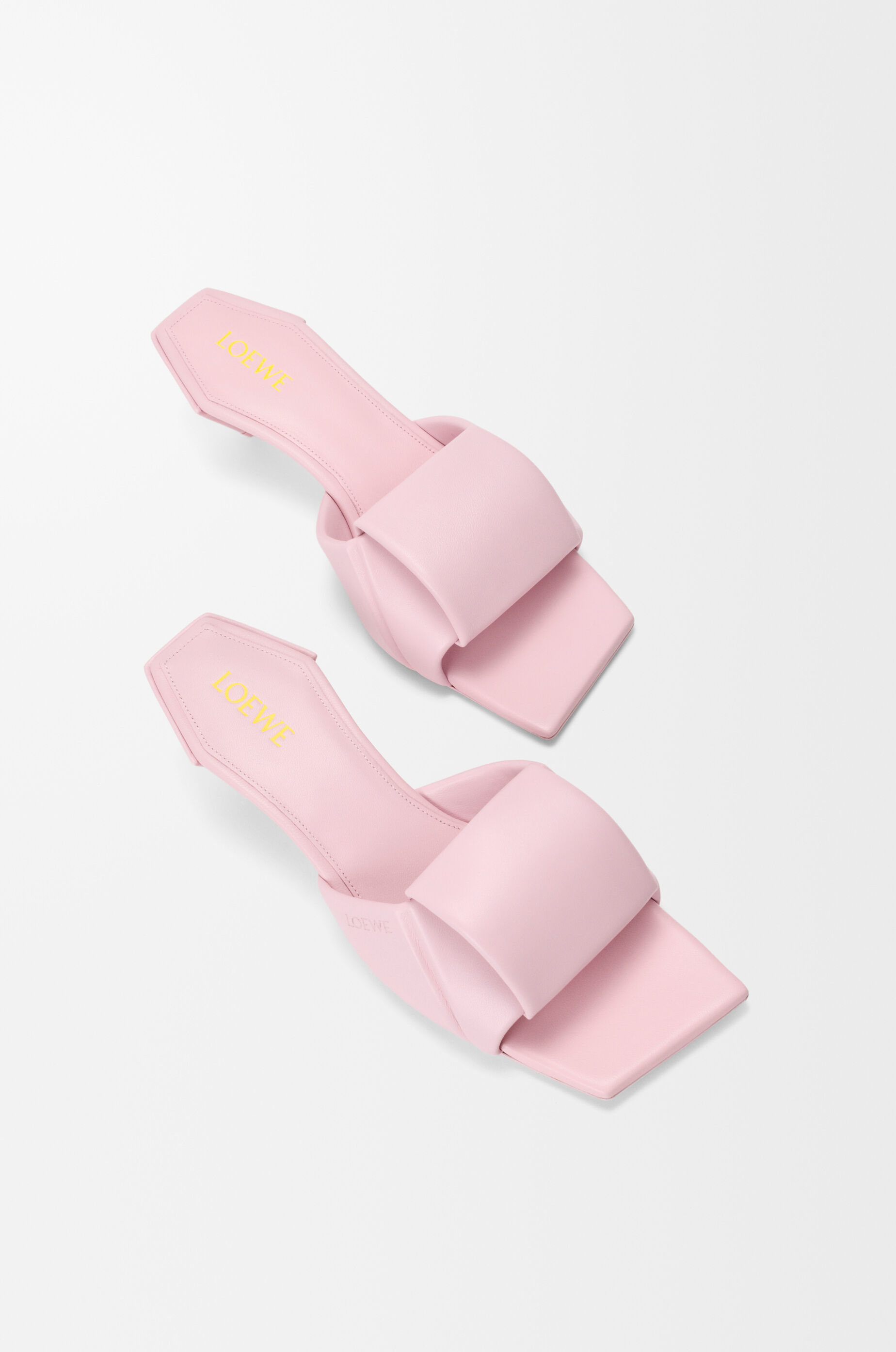 LOEWE Origami slide in lambskin Crystal Pink