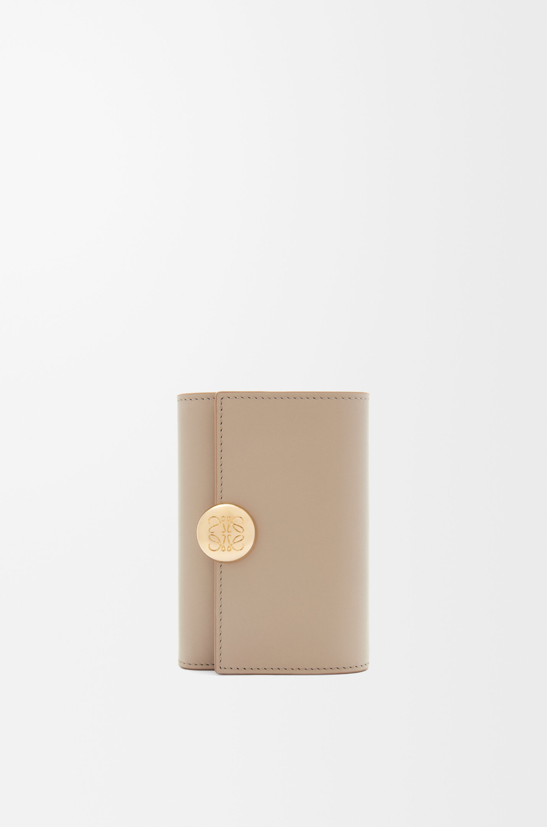 LOEWE Pebble small vertical wallet in shiny nappa calfskin Sand