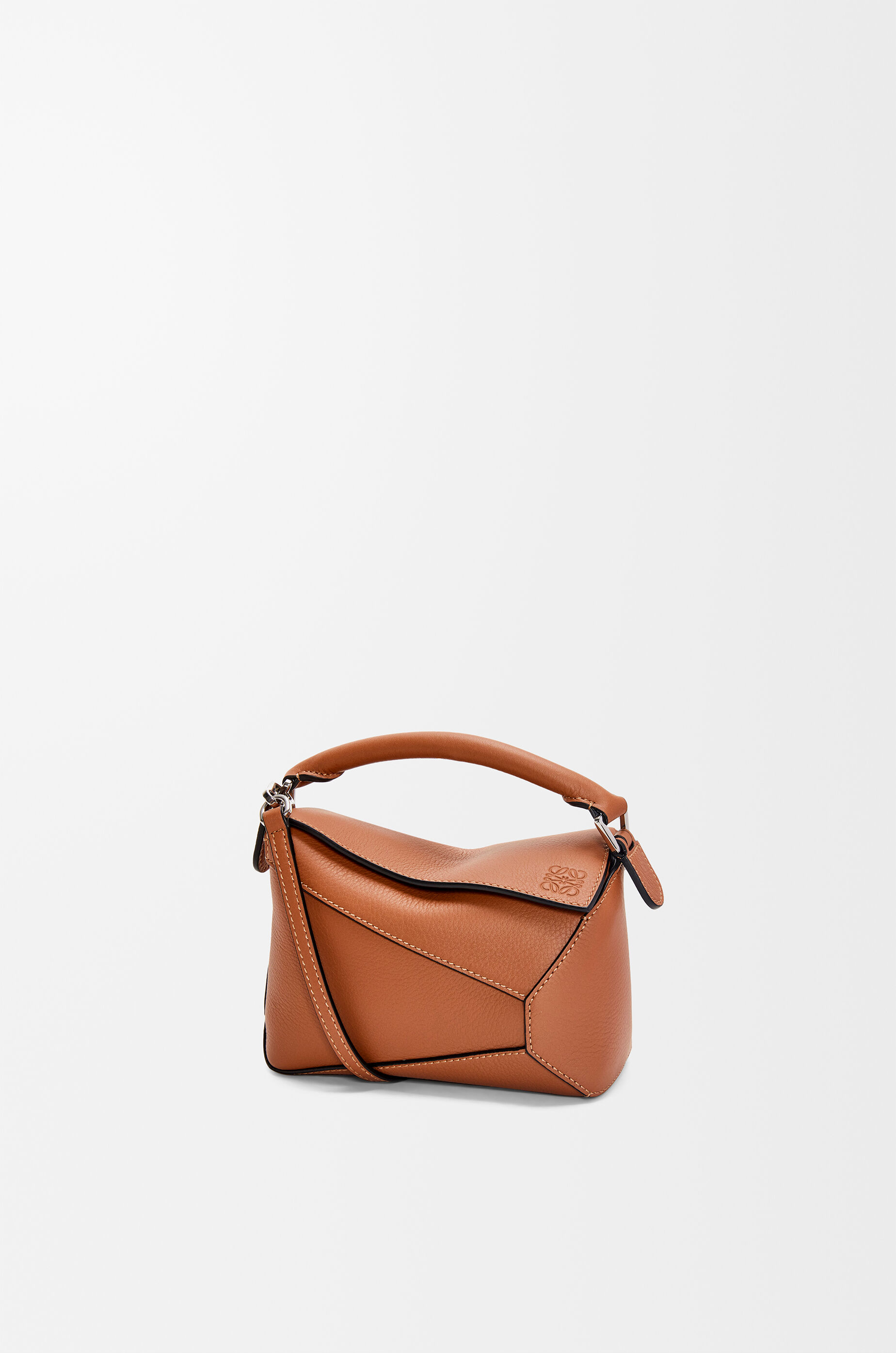 LOEWE Mini Puzzle Edge bag in classic calfskin Tan