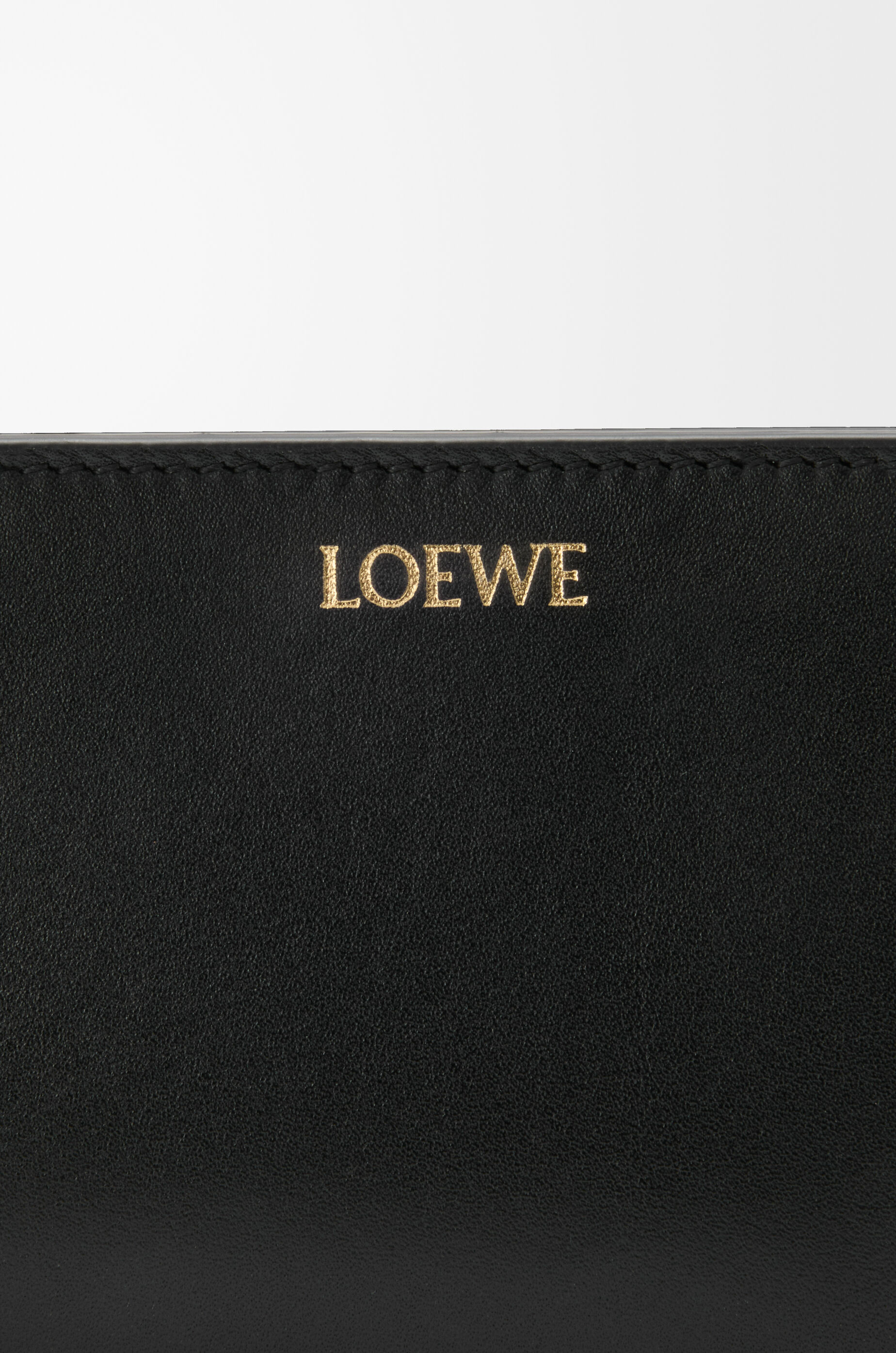 LOEWE Knot compact wallet in shiny nappa calfskin Black/Squirrel