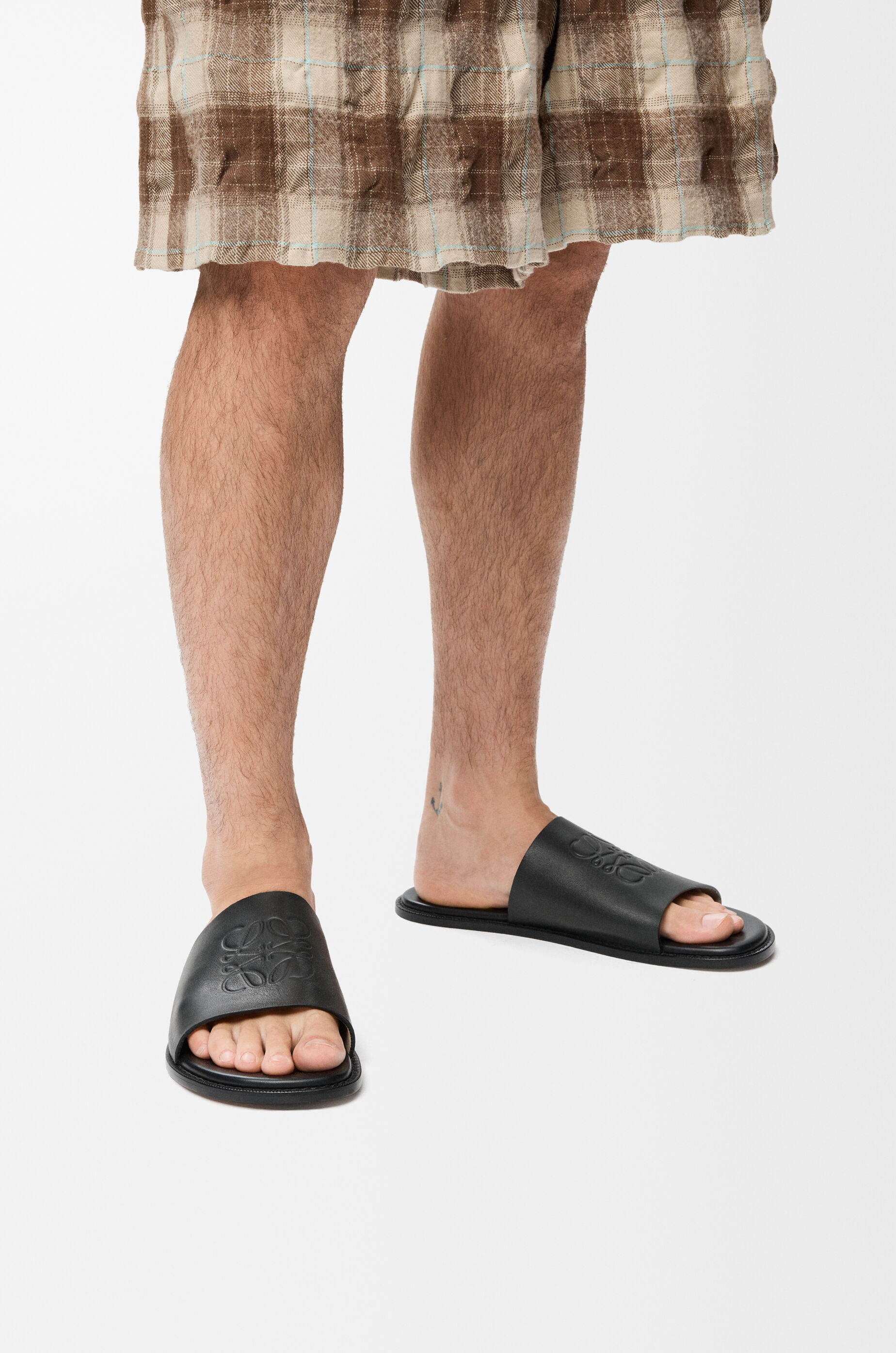 LOEWE Flex Anagram slide in soft calfskin Black
