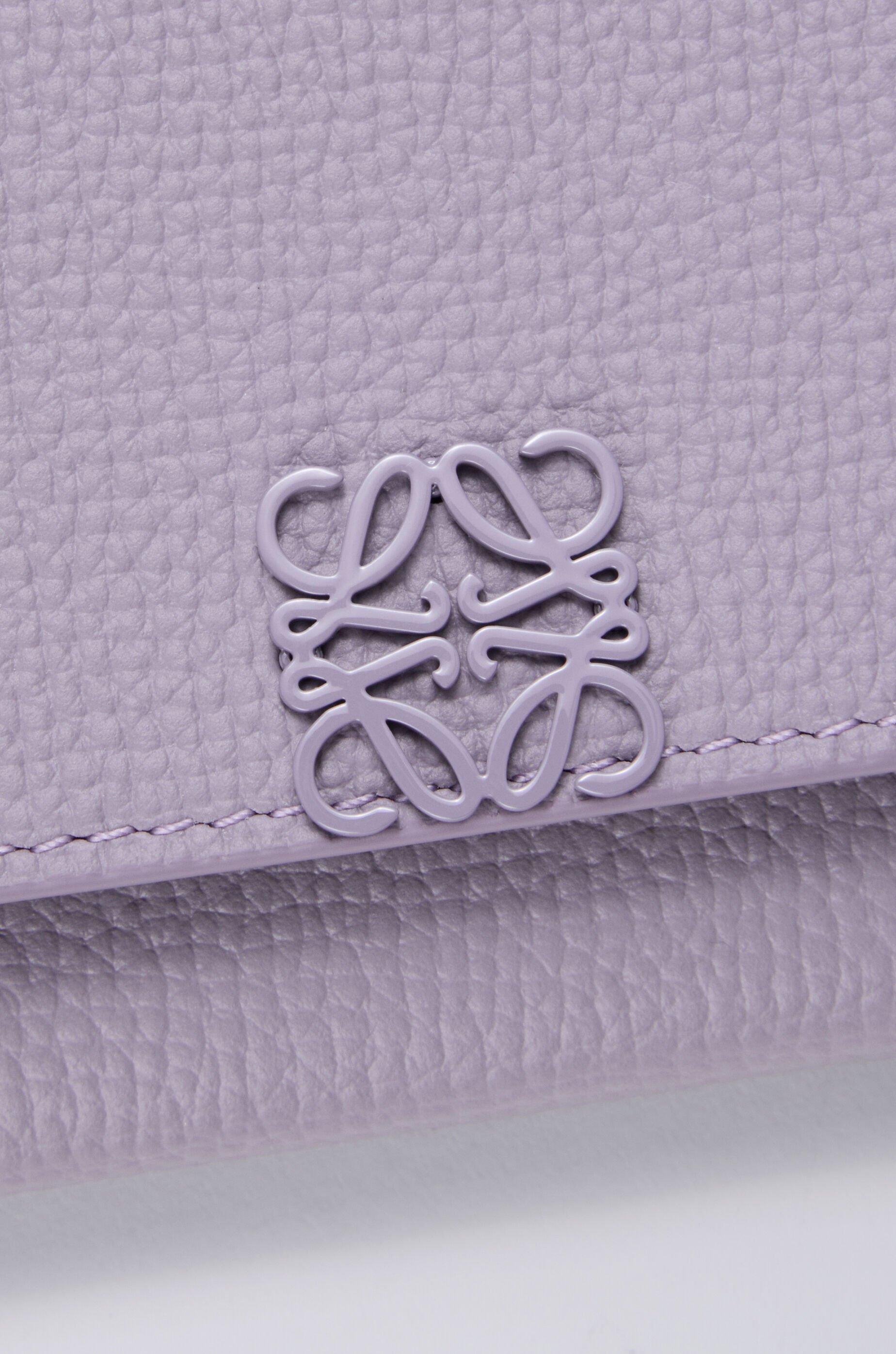 LOEWE Anagram continental wallet in pebble grained calfskin Dirty Mauve