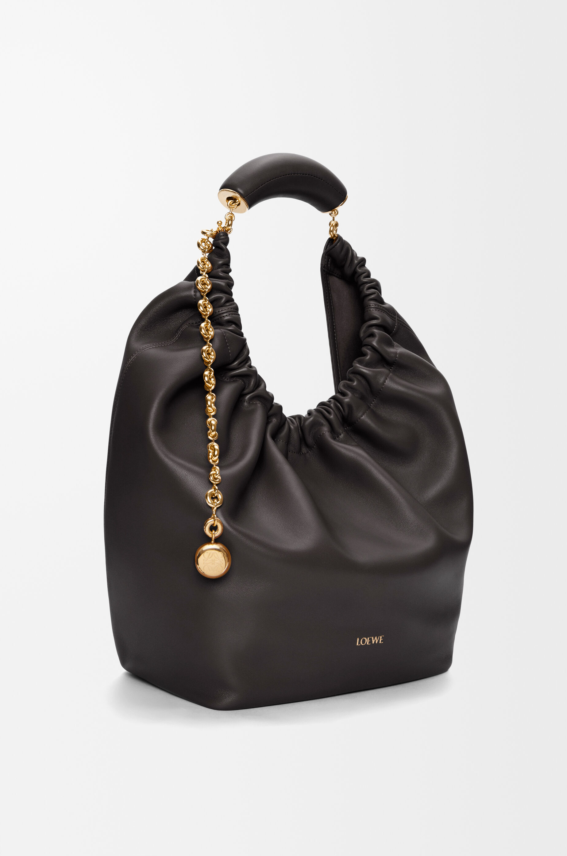 LOEWE Medium Squeeze bag in mellow nappa lambskin Black