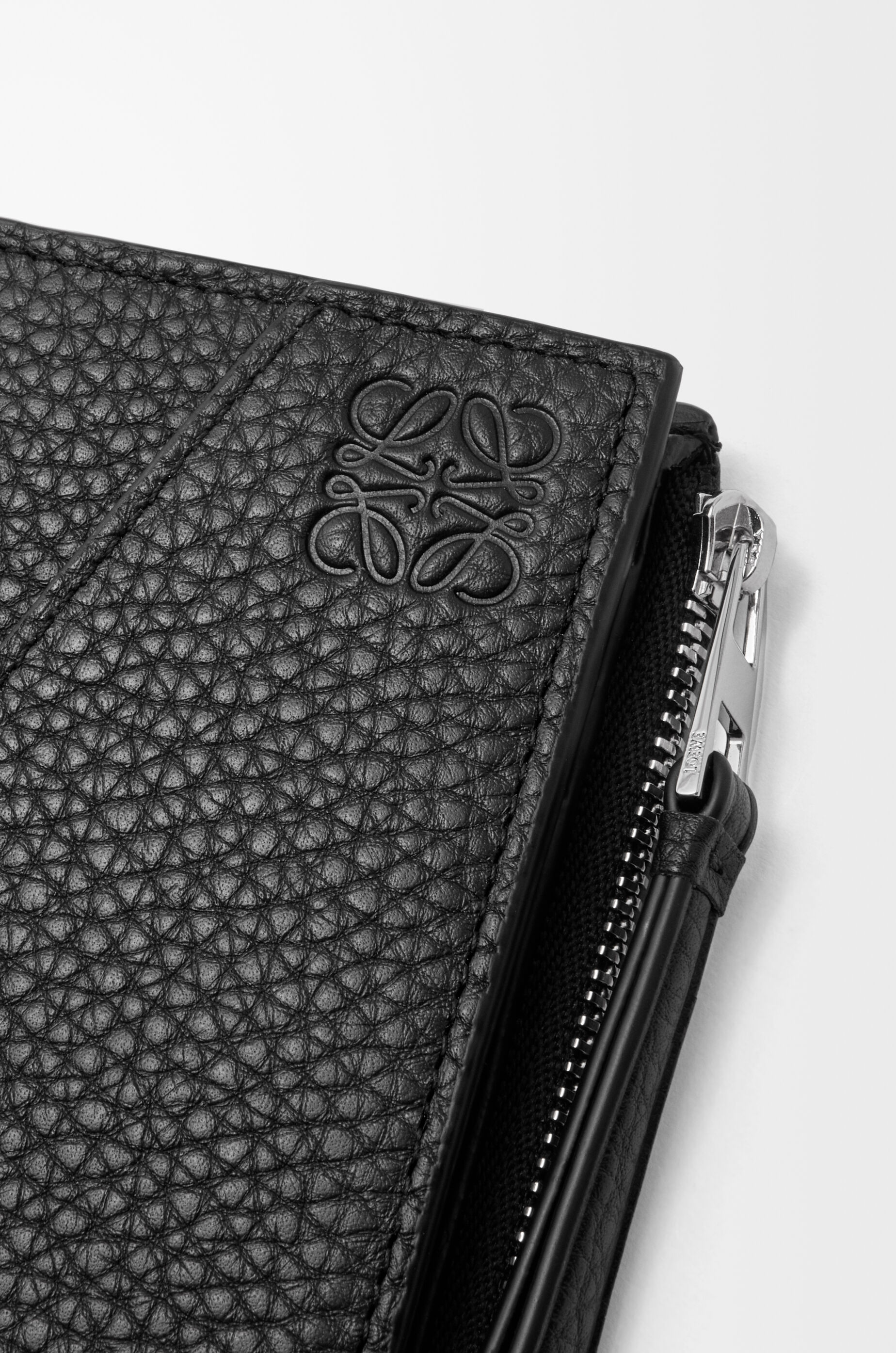 LOEWE Puzzle slim compact wallet in supple grained calfskin Black