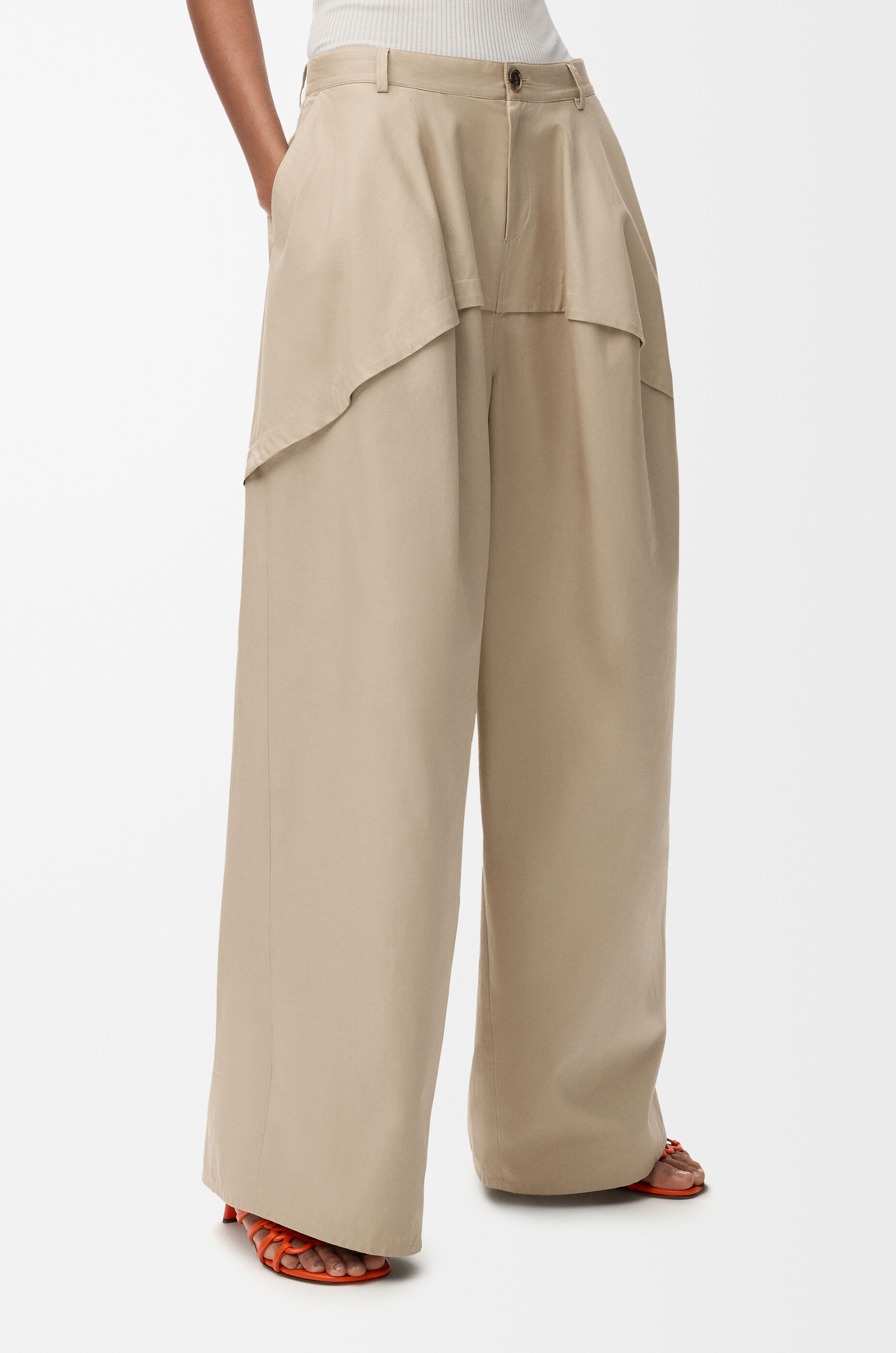 LOEWE Trousers in cotton Beige