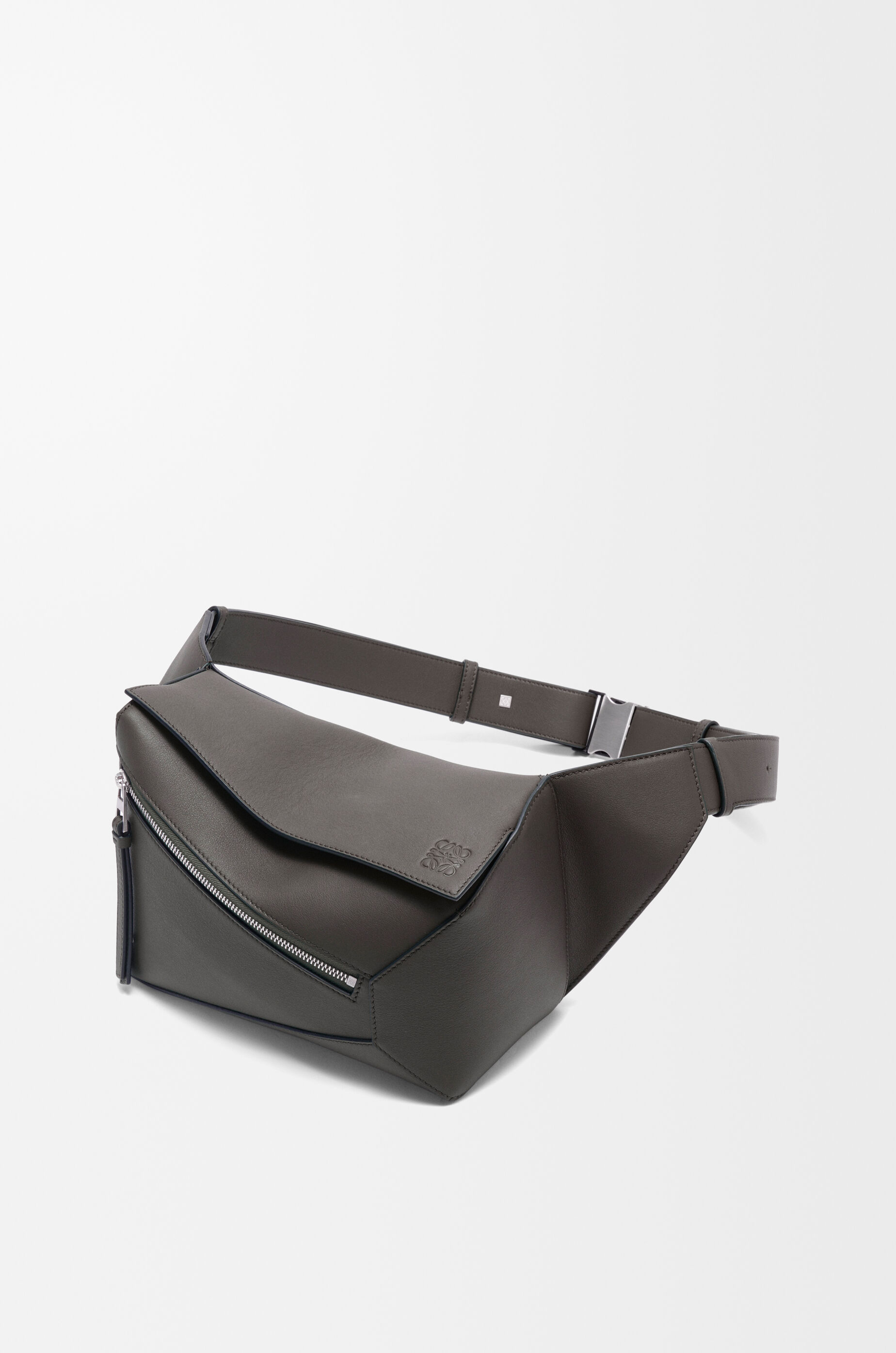 LOEWE Small Puzzle Edge bumbag in classic calfskin Dark Grey