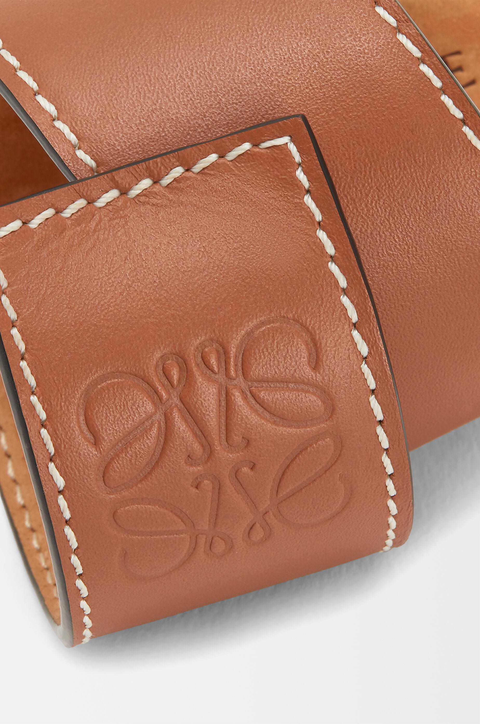 LOEWE Slap bracelet in calfskin Tan