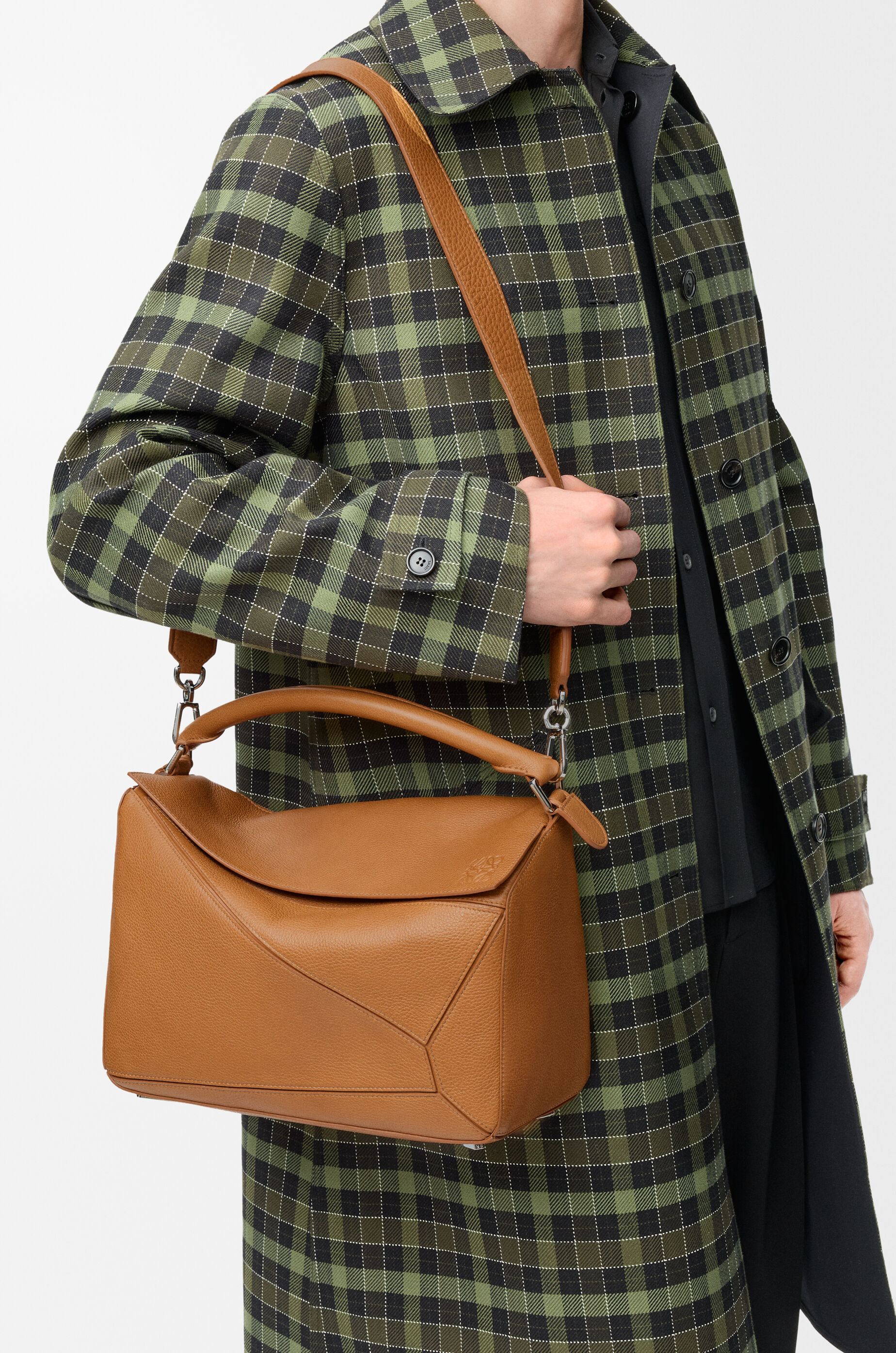 LOEWE Large Puzzle bag in supple grained calfskin Light Canyon Brown