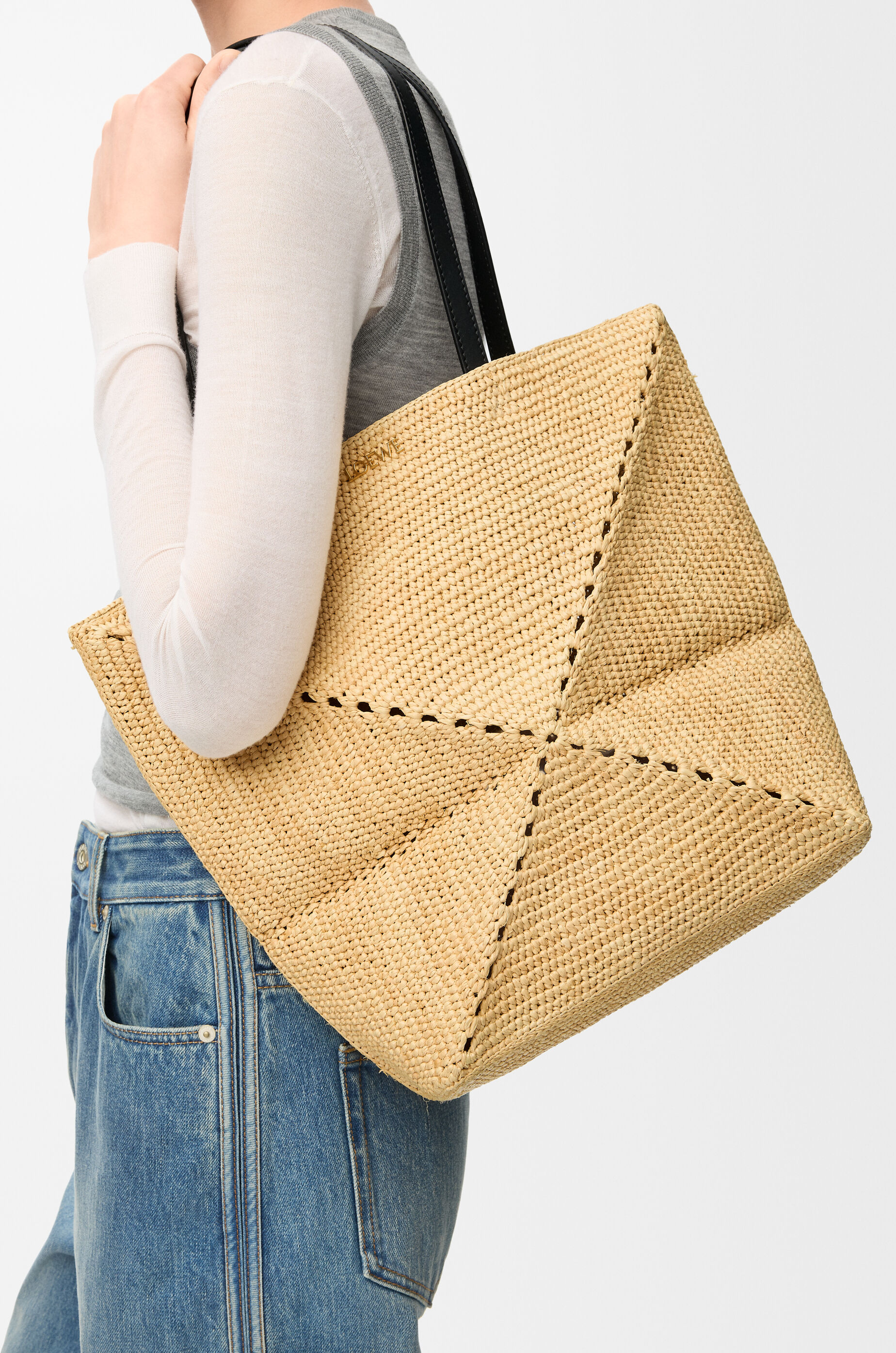 LOEWE Medium Puzzle Fold tote in raffia Natural
