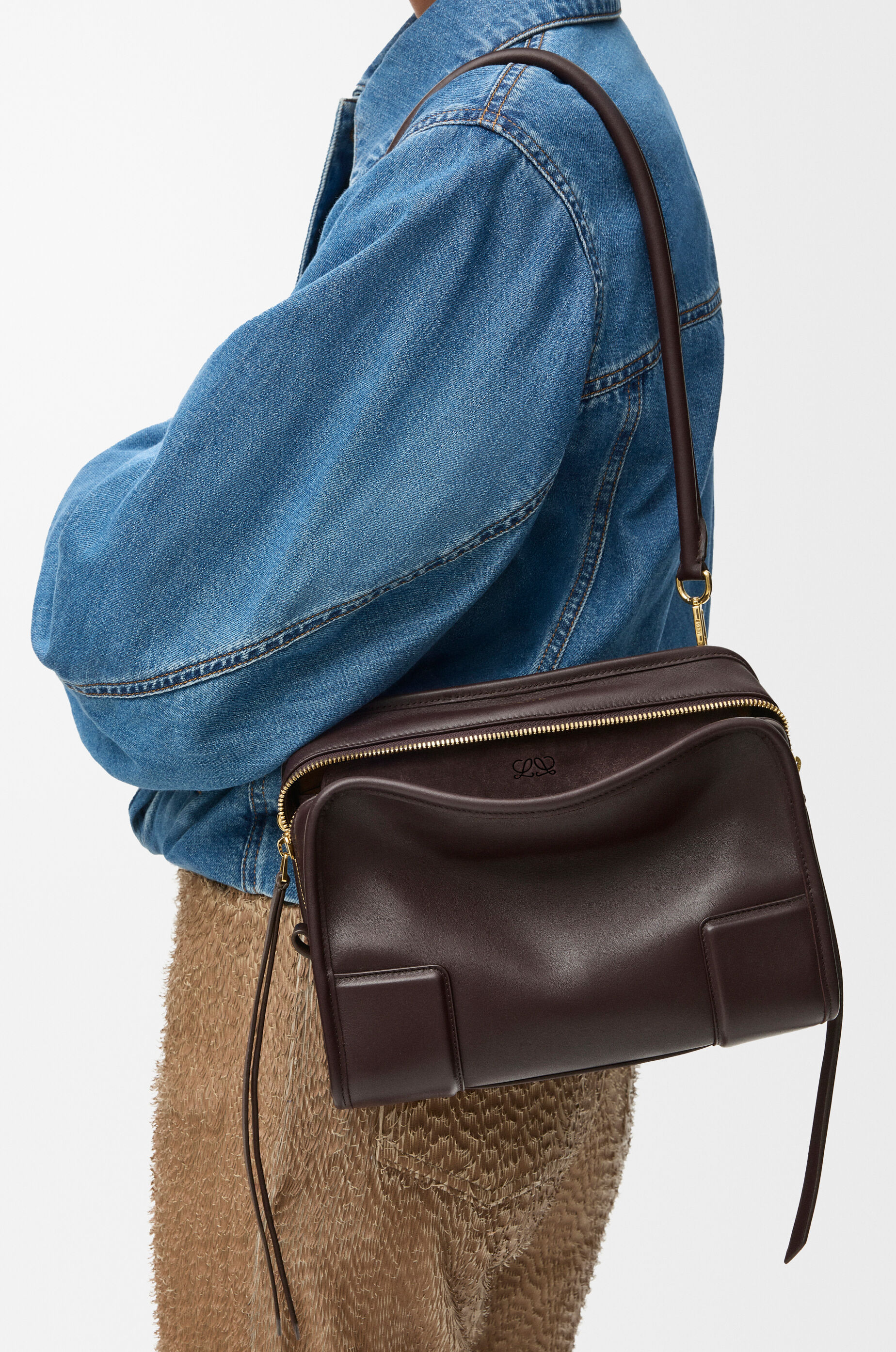 LOEWE Small Amazona 180 bag in soft calfskin Dark Chestnut