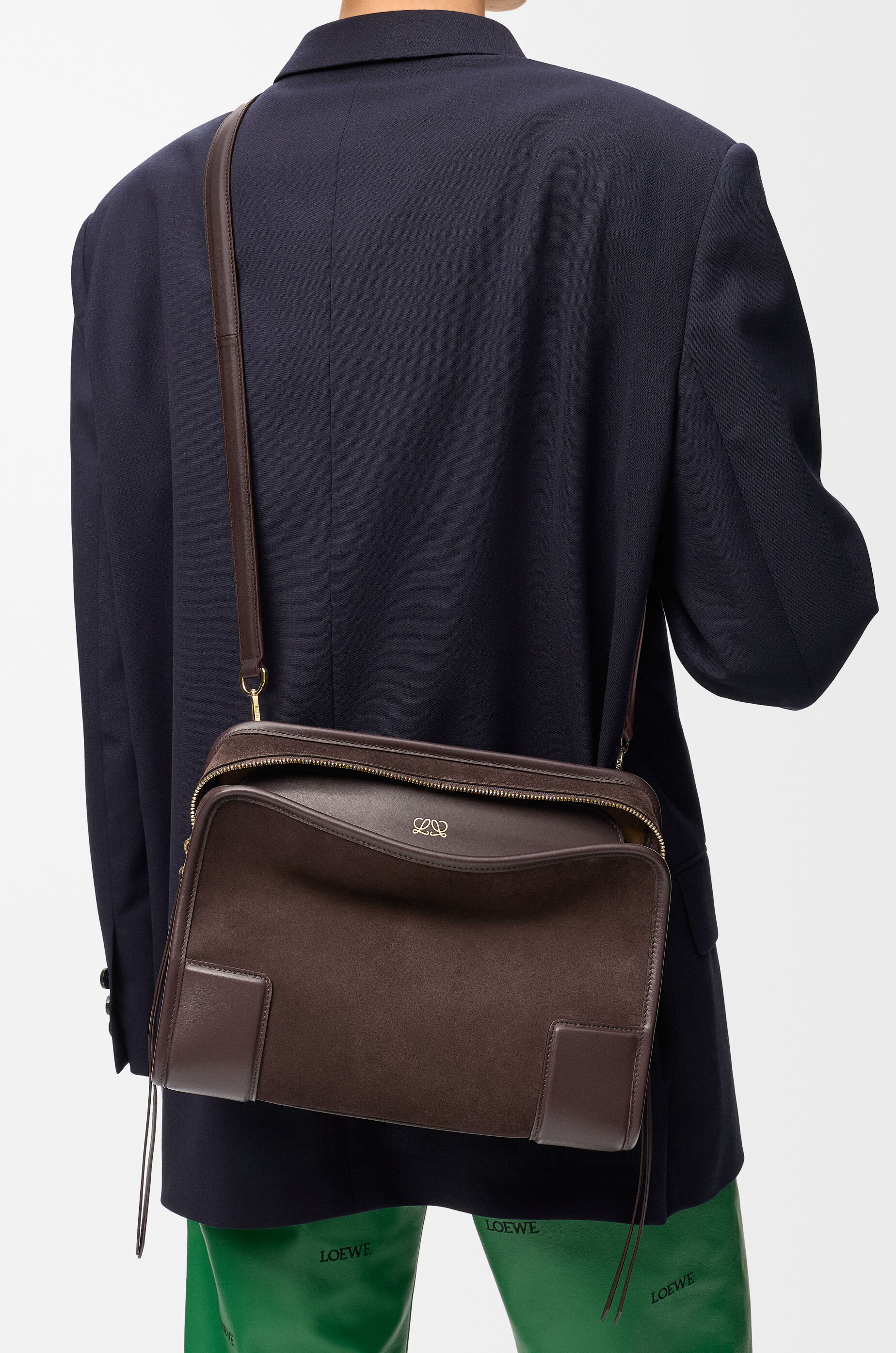 LOEWE Medium Amazona 180 bag in suede Dark Chestnut