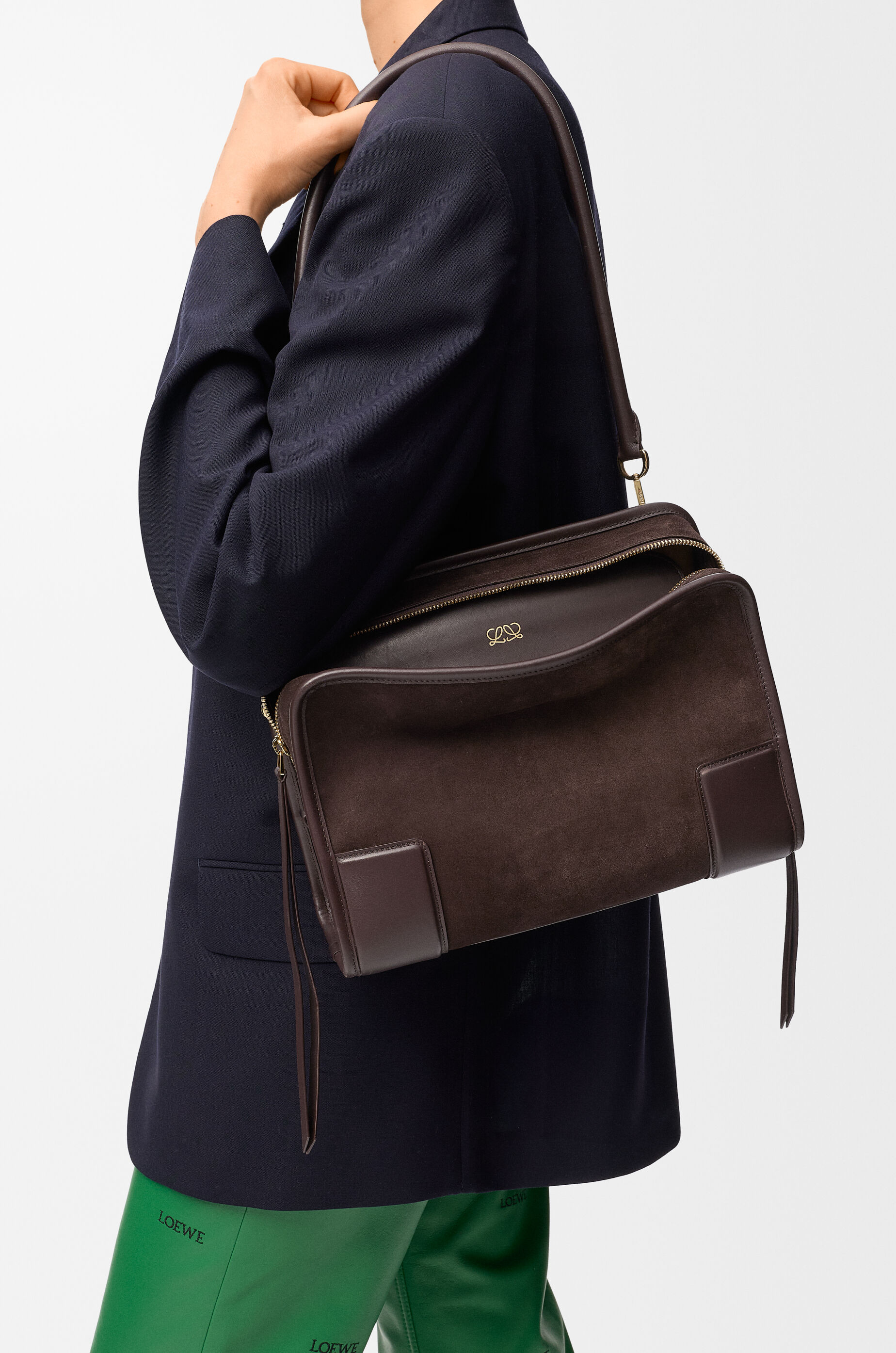 LOEWE Medium Amazona 180 bag in suede Dark Chestnut