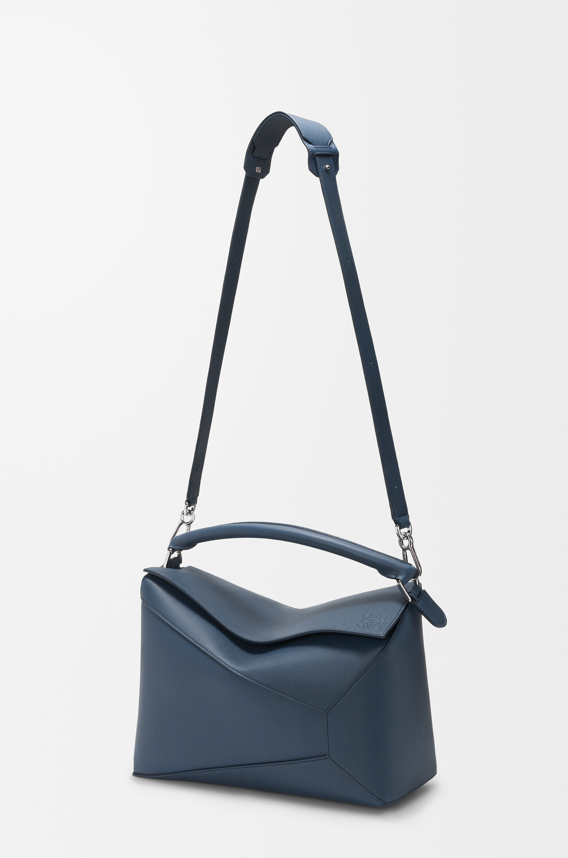 LOEWE Large Puzzle Edge bag in classic calfskin Indigo Dye