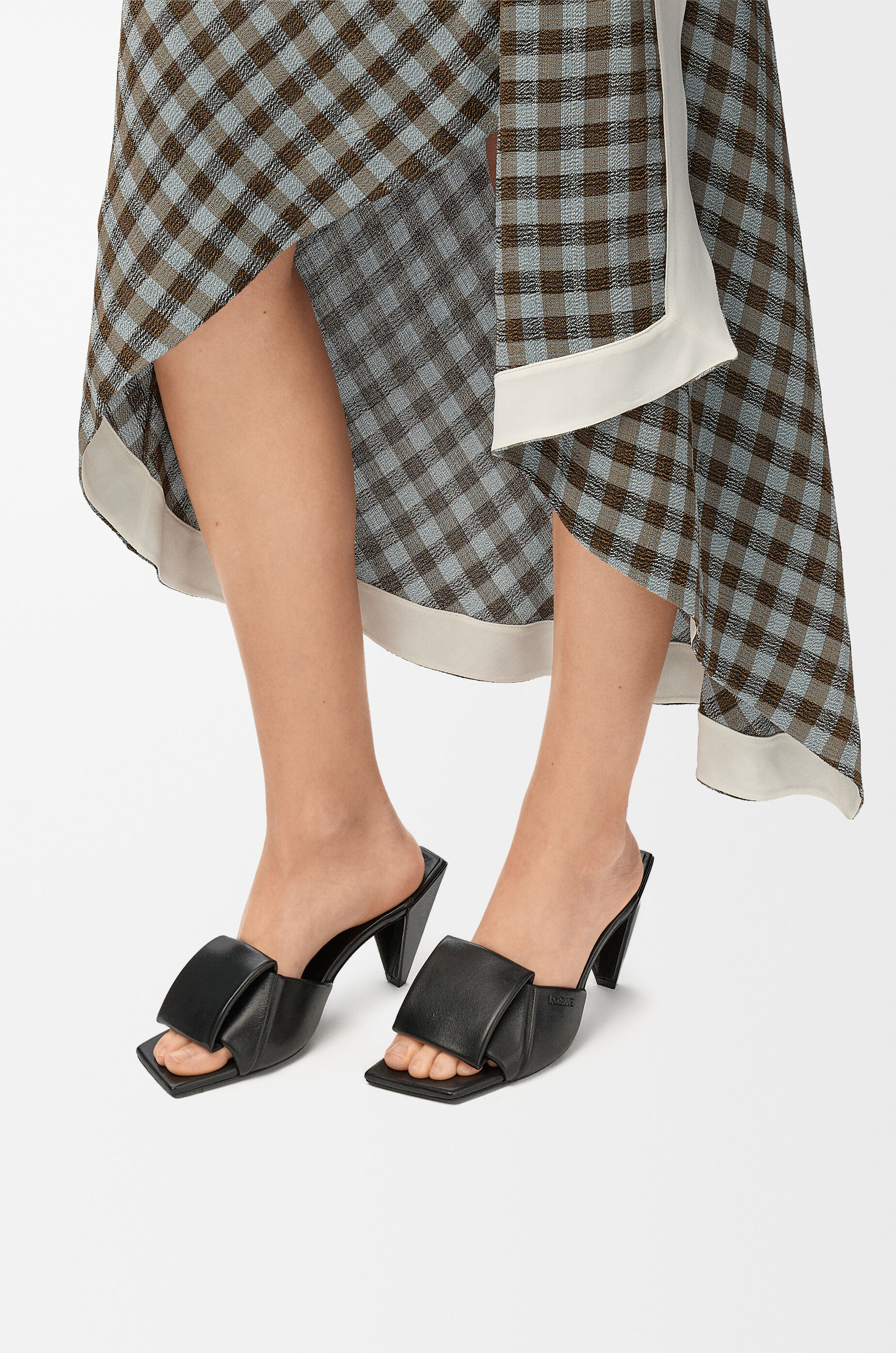 LOEWE Origami slide in lambskin Black