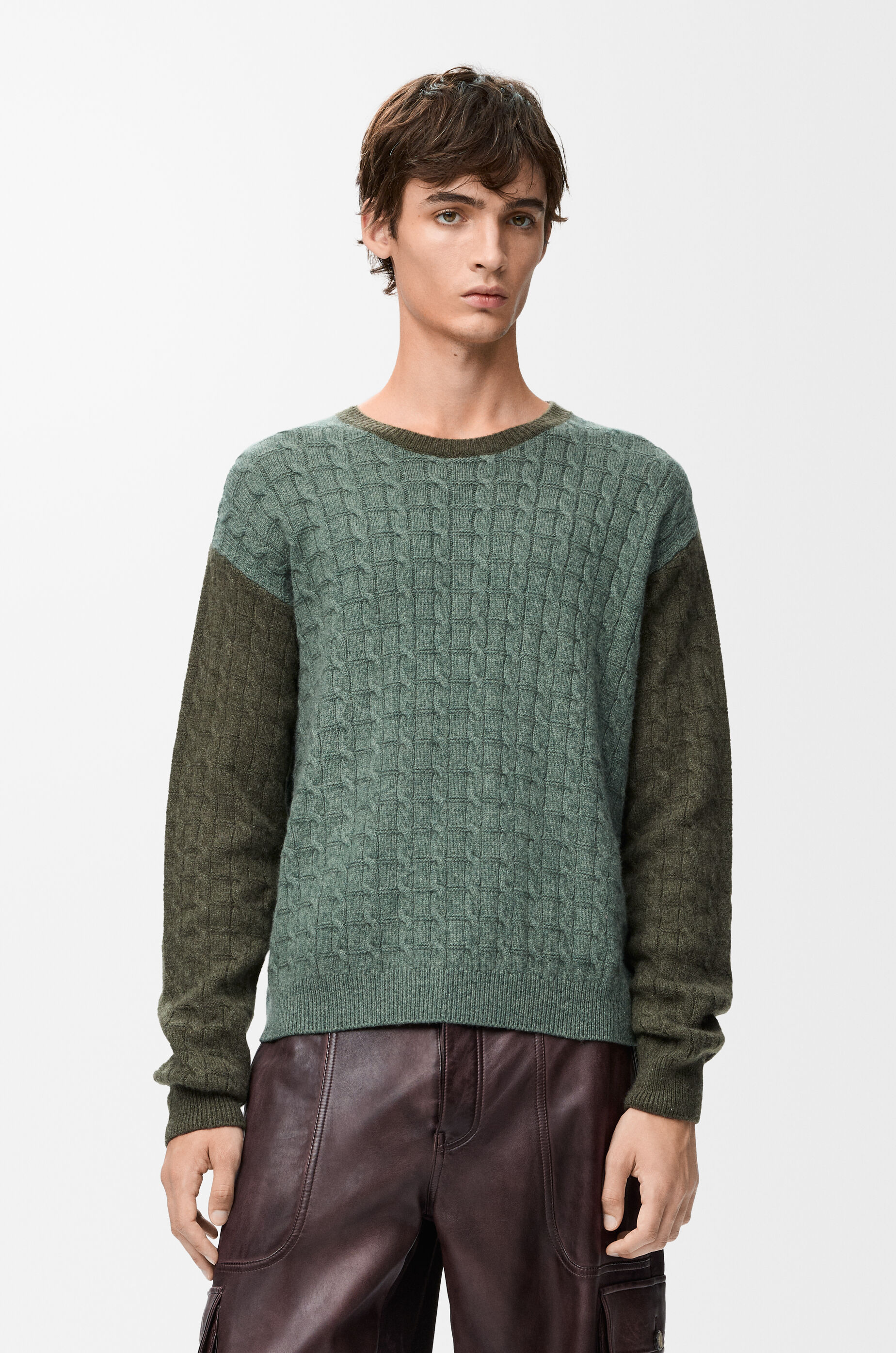 LOEWE Sweater in cashmere Light Green/Khaki Green