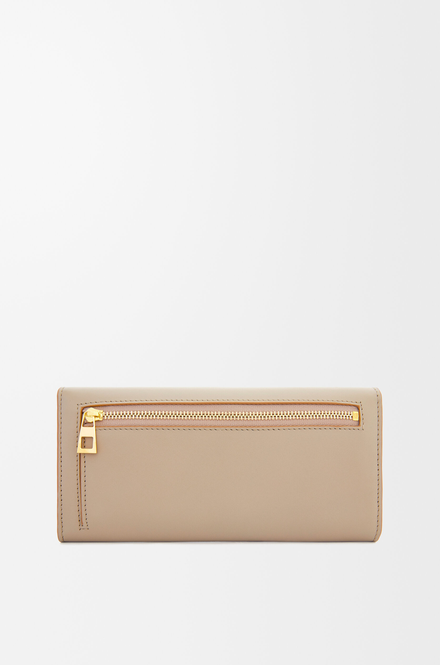 LOEWE Pebble continental wallet in shiny nappa calfskin Sand